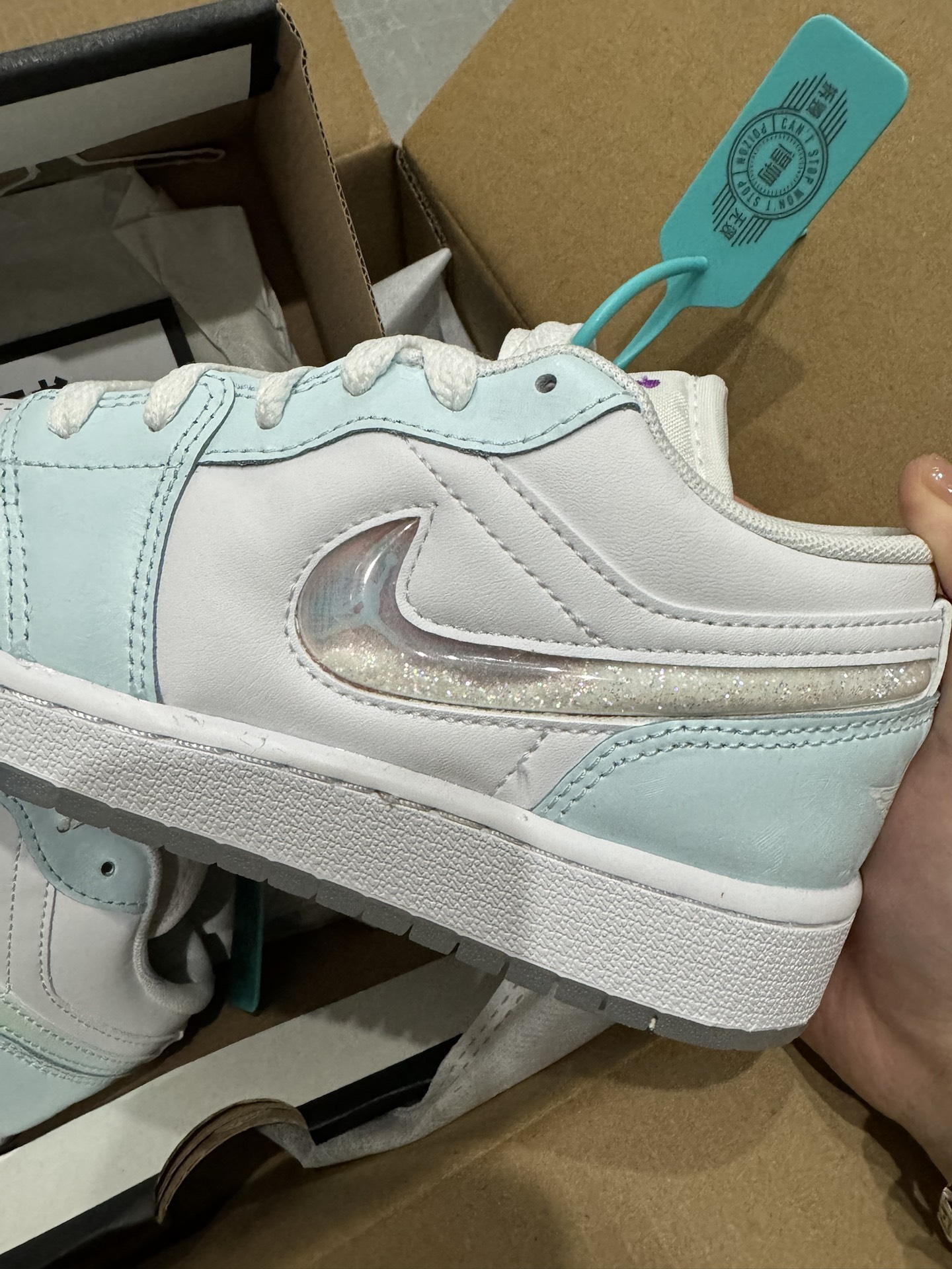 custom review-Jordan Air Jordan 1 Low SE Устойчивый к истиранию Низкий Топ Детские Баскетбольные Кроссовки Белый Синий