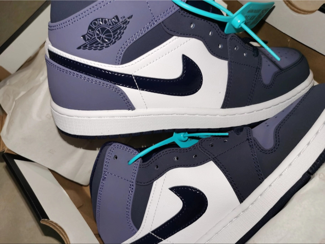 custom review-Jordan 1 Mid 'Obsidian Sanded Purple'