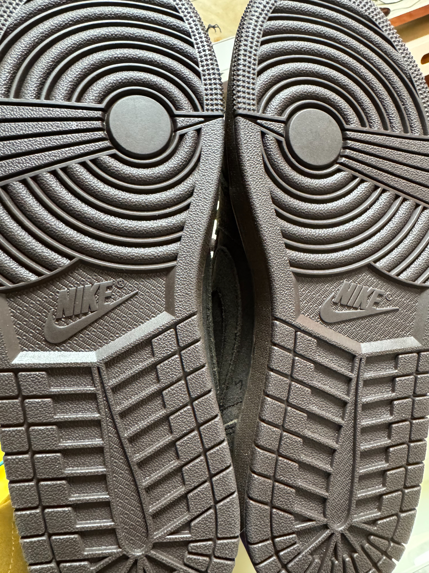 custom review-Travis Scott x Jordan Air Jordan 1 Износостойкий Дышащий Низкий Топ Винтажные Баскетбольные Кроссовки Унисекс Черный Коричневый