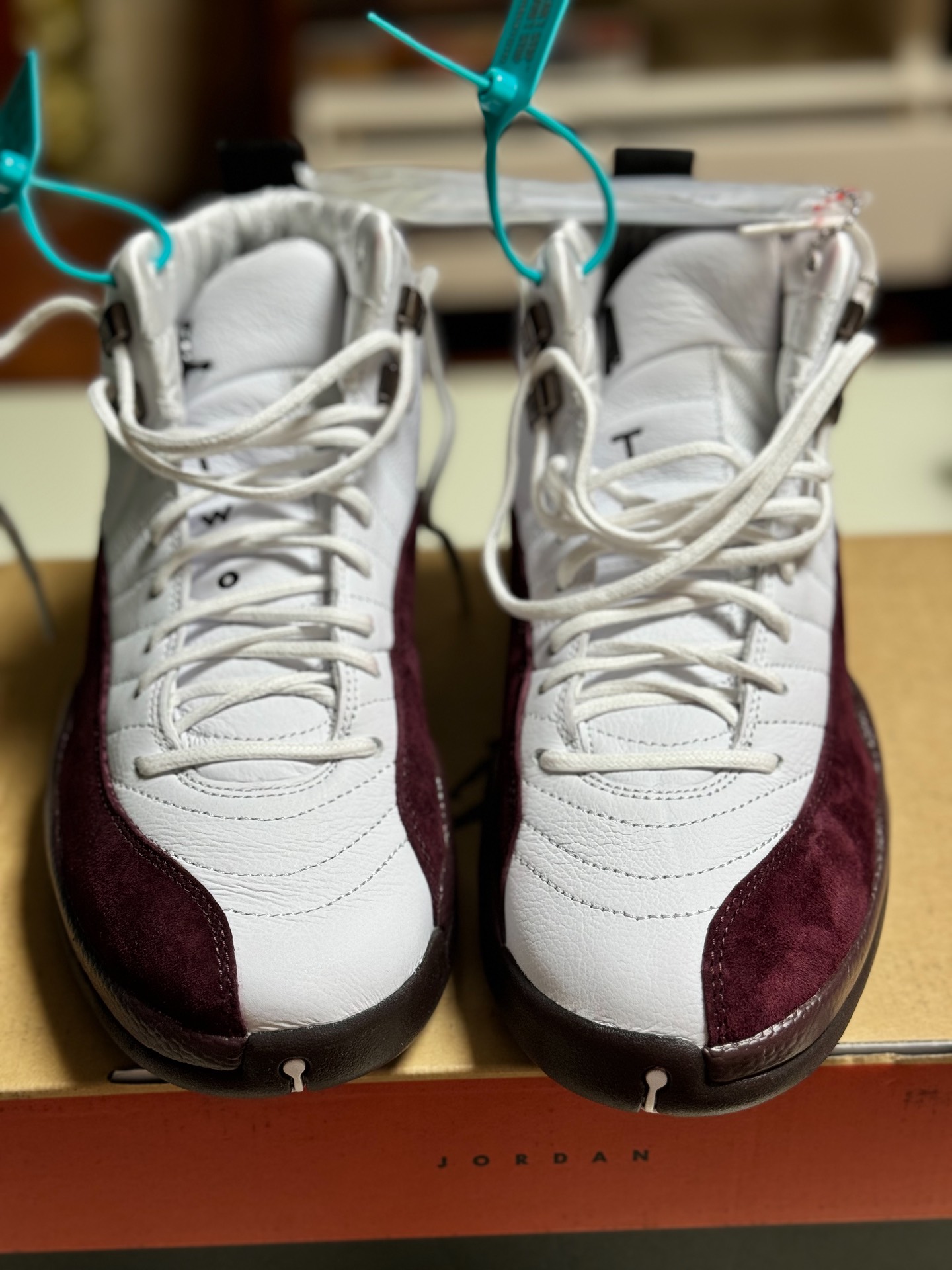 custom review-JORDAN 12 Retro Sp A Ma Maniére White Women's