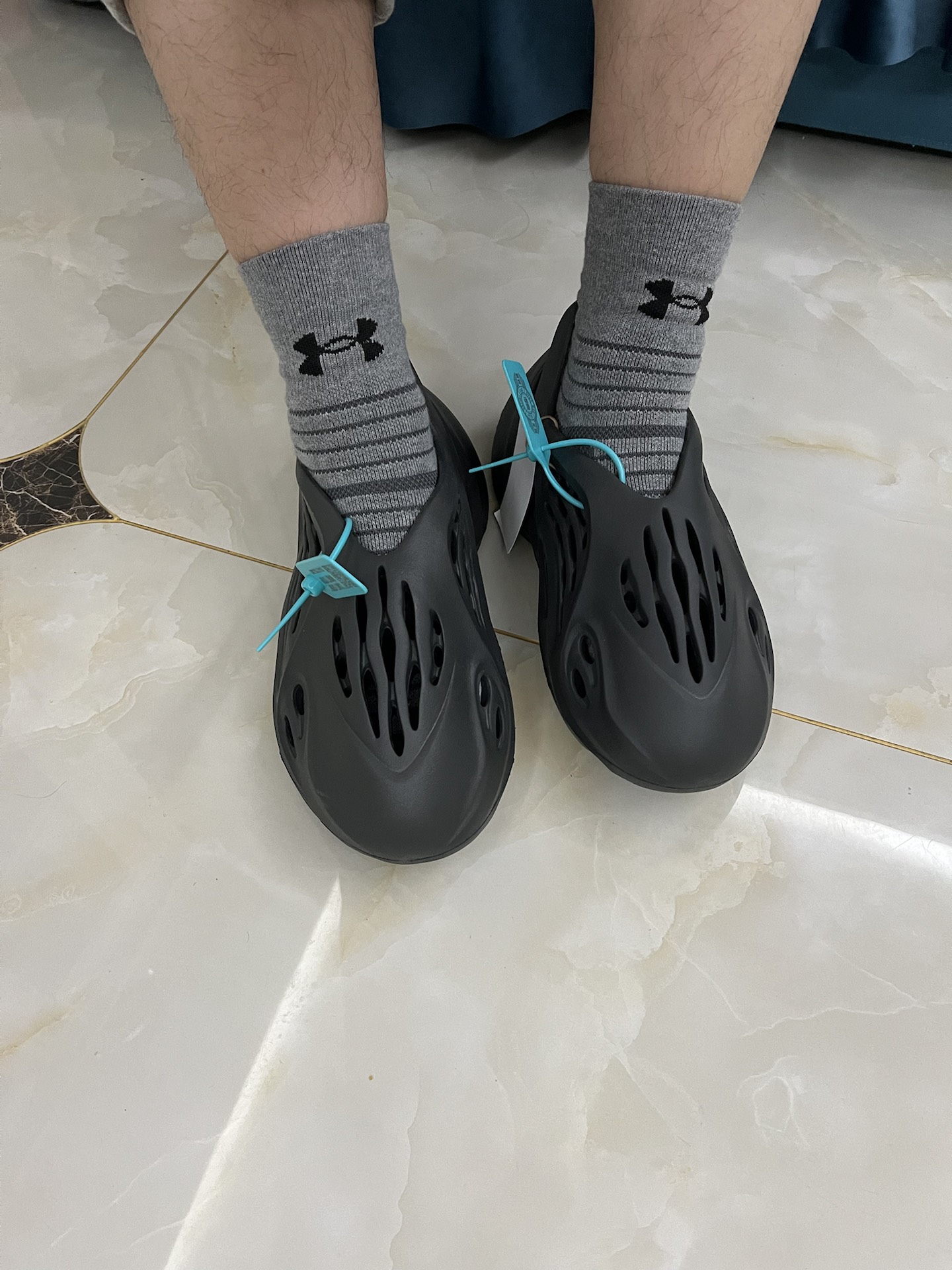 custom review-Adidas Originals Yeezy Foam Runner Onyx Черный Warrior Спортивные сандалии унисекс черный