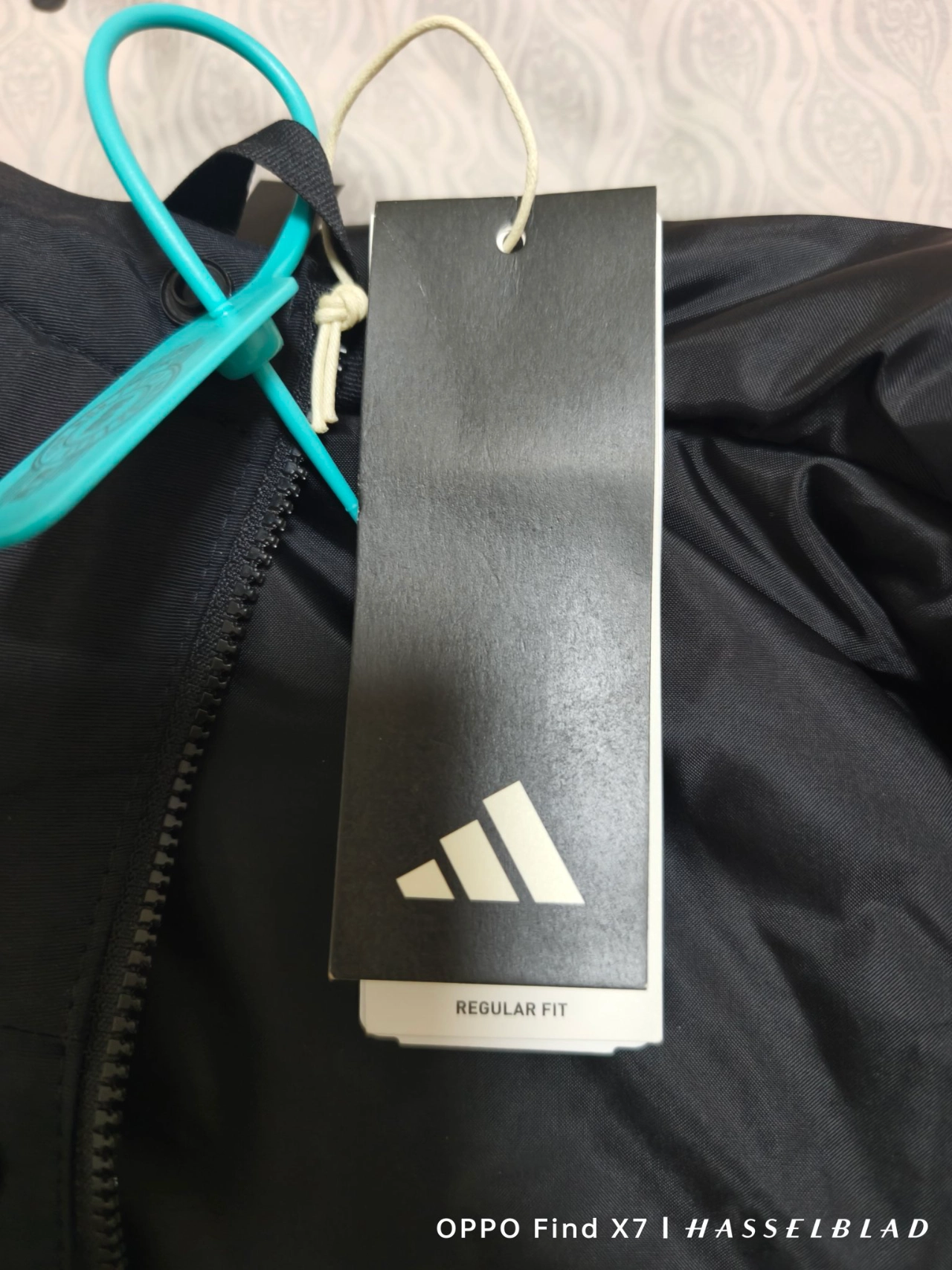 custom review-Adidas 3 Stripes Пуховая куртка Мужская Черная