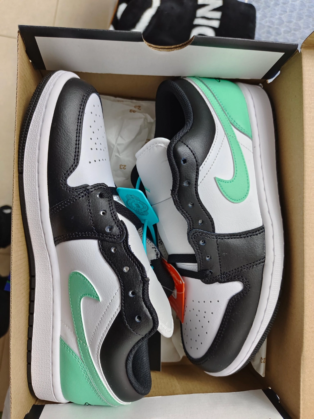 custom review-Jordan Air Jordan 1 LOW Устойчивый к истиранию Низкий Топ Винтажные баскетбольные кроссовки Мужской Белый Зеленый