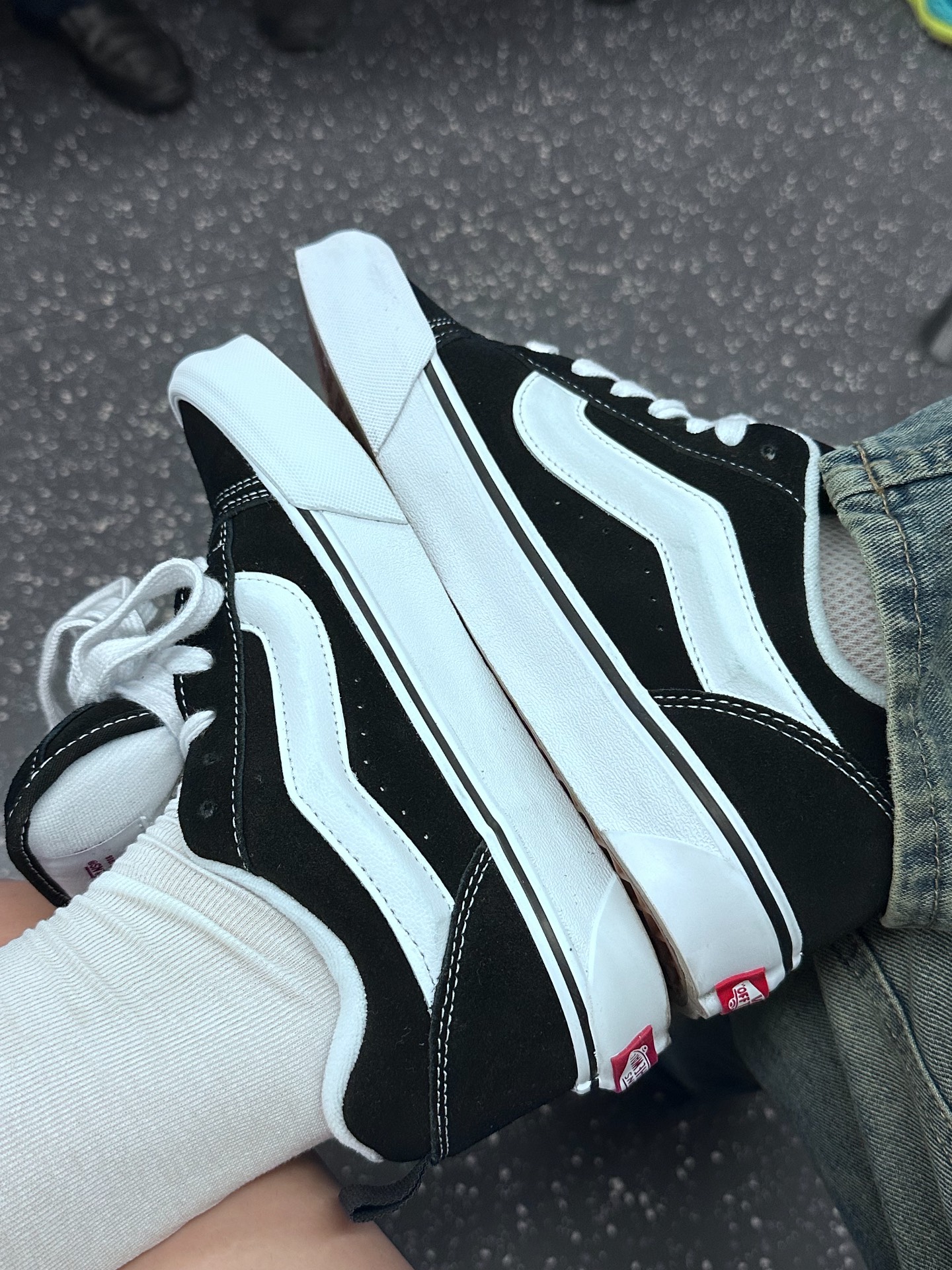 custom review-Vans Knu Skool Black White