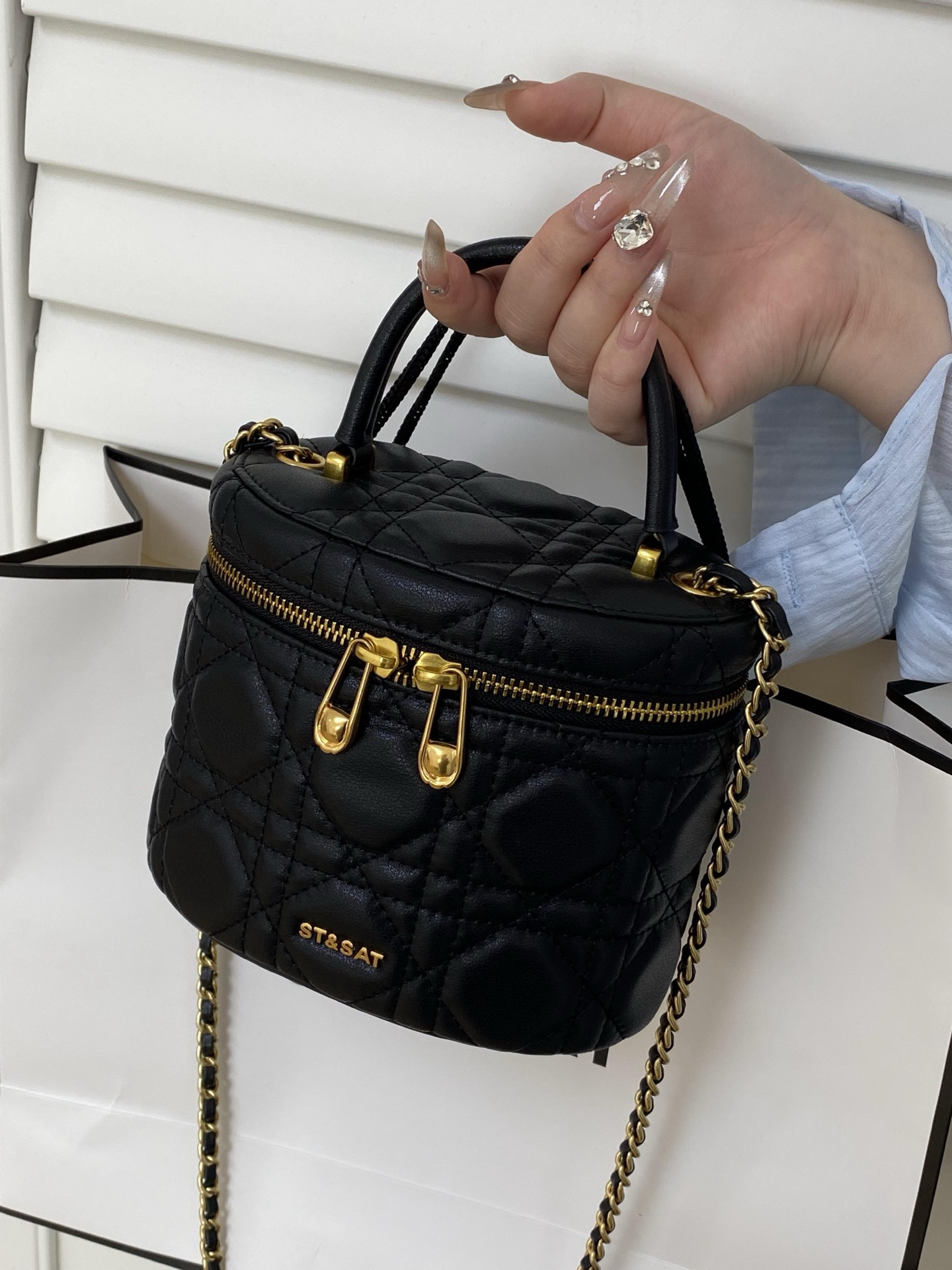 一直想要一个百搭的水桶包