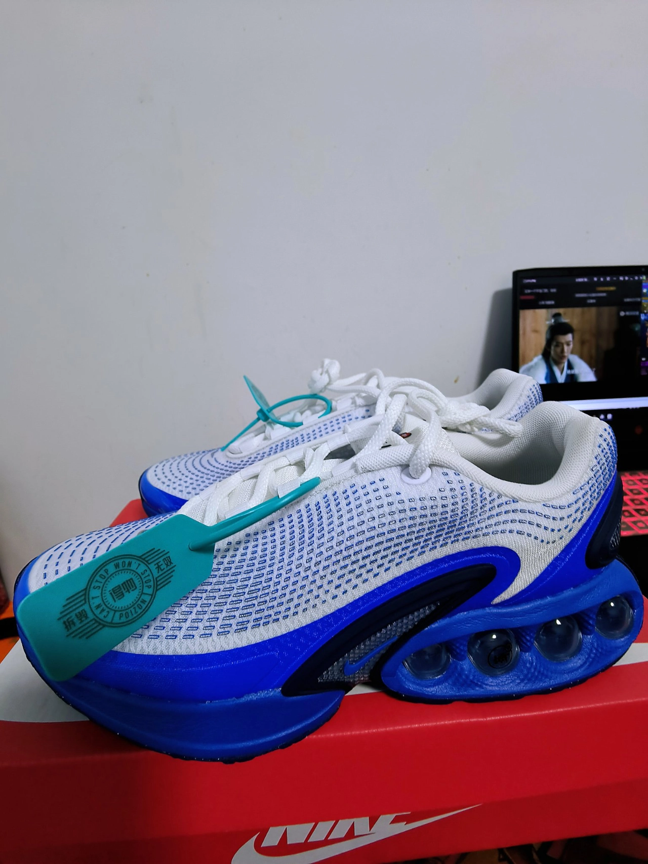 custom review-Nike Air Max Dn Амортизация Устойчивость к истиранию Дышащий Верх Низкий Топ Повседневный Мужской Белый Синий