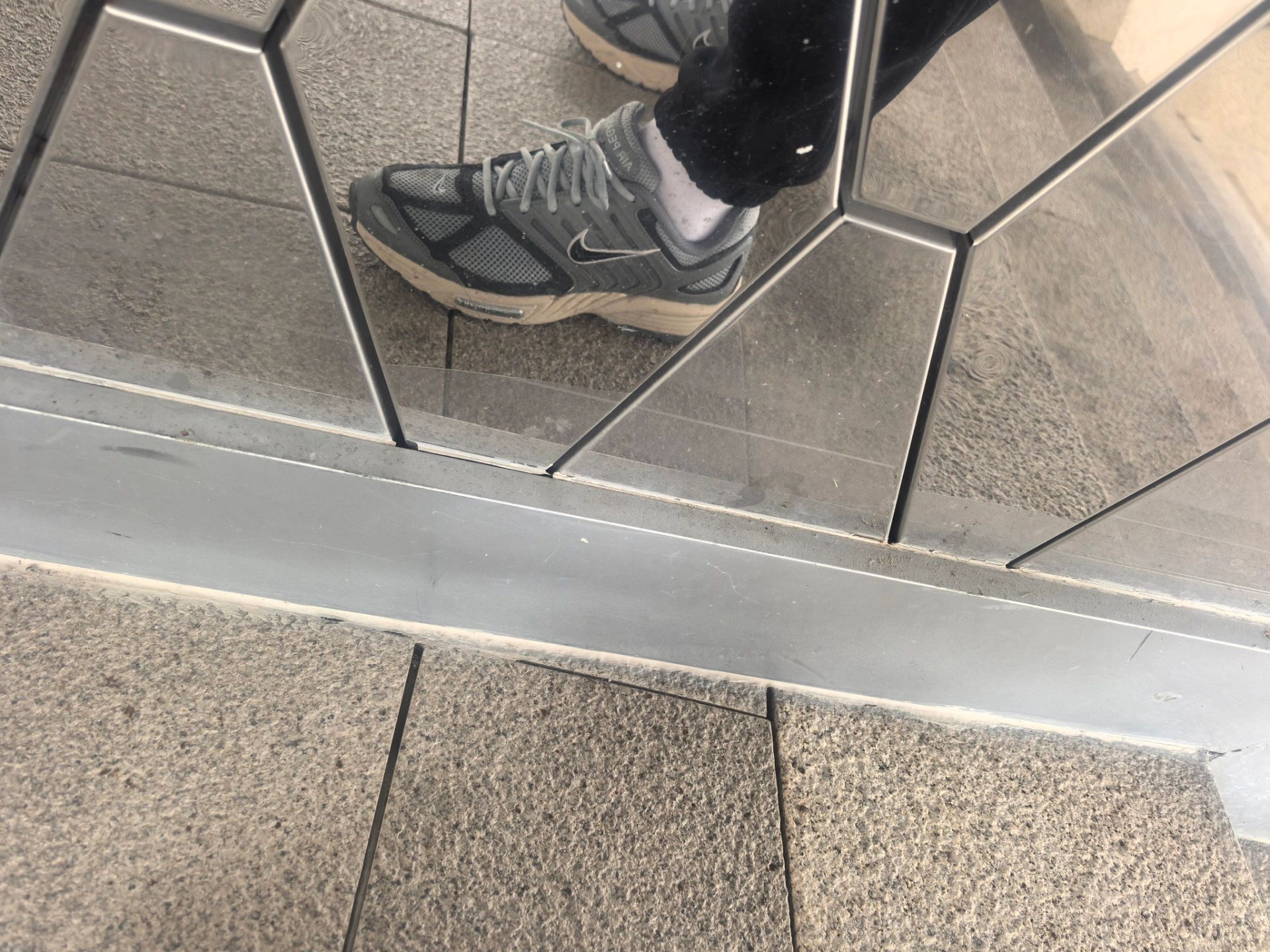 custom review-Nike Air Pegasus 2005 Устойчивый к истиранию Дышащий Низкий Топ Повседневная Беговая Обувь Унисекс Серый Черный