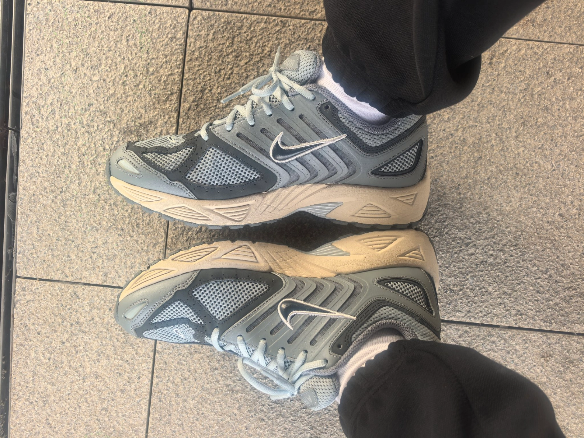 custom review-Nike Air Pegasus 2005 Устойчивый к истиранию Дышащий Низкий Топ Повседневная Беговая Обувь Унисекс Серый Черный