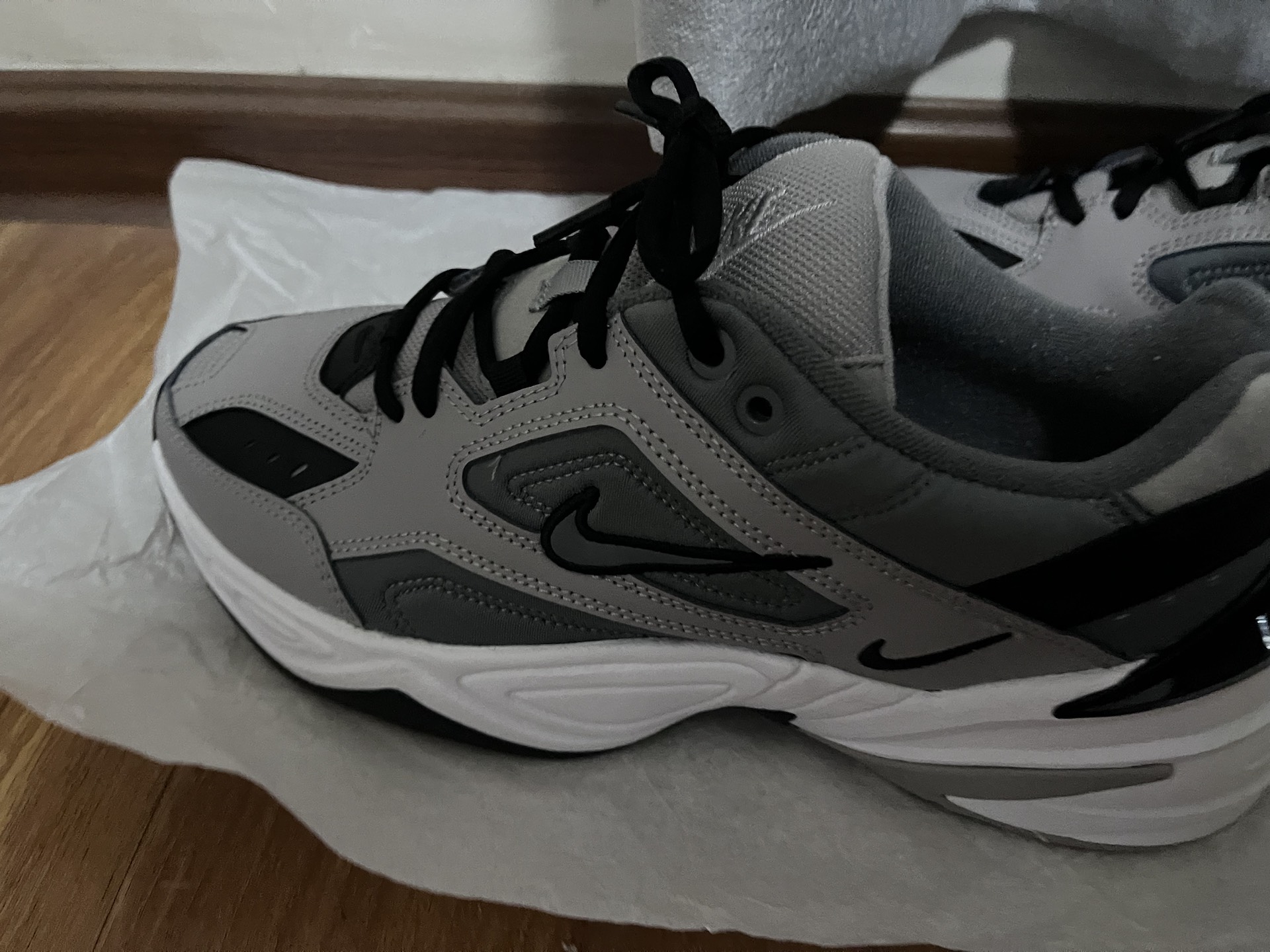 custom review-Nike M2K Tekno Устойчивые к истиранию Низкие кеды Унисекс Серый Черный