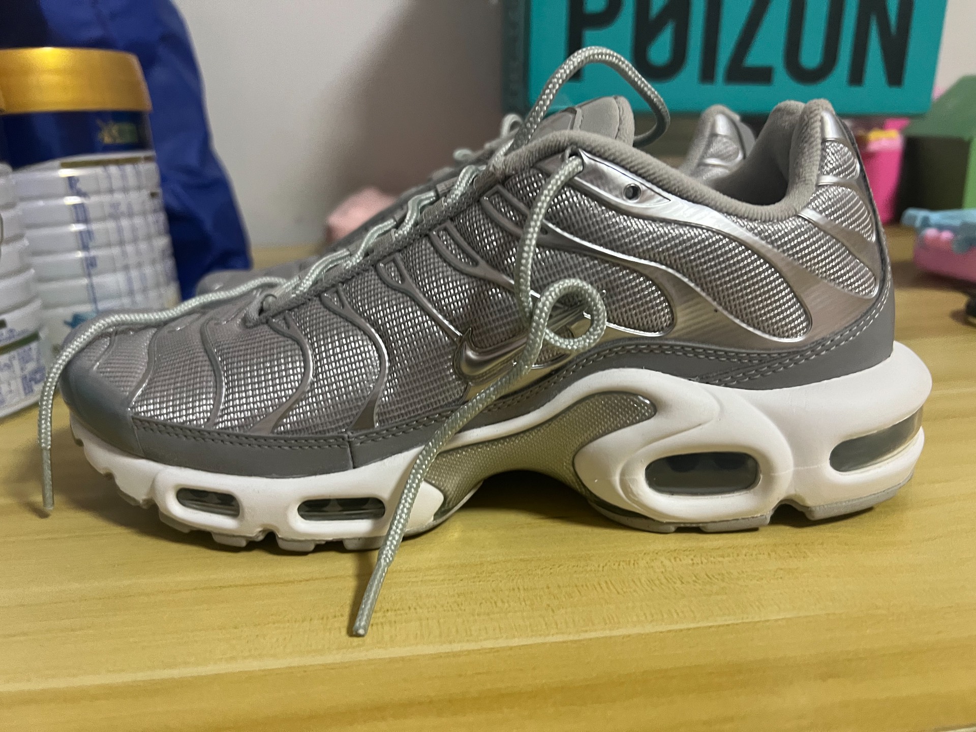 custom review-Nike Air Max Plus Low Top Casual Unisex Metallic Silver