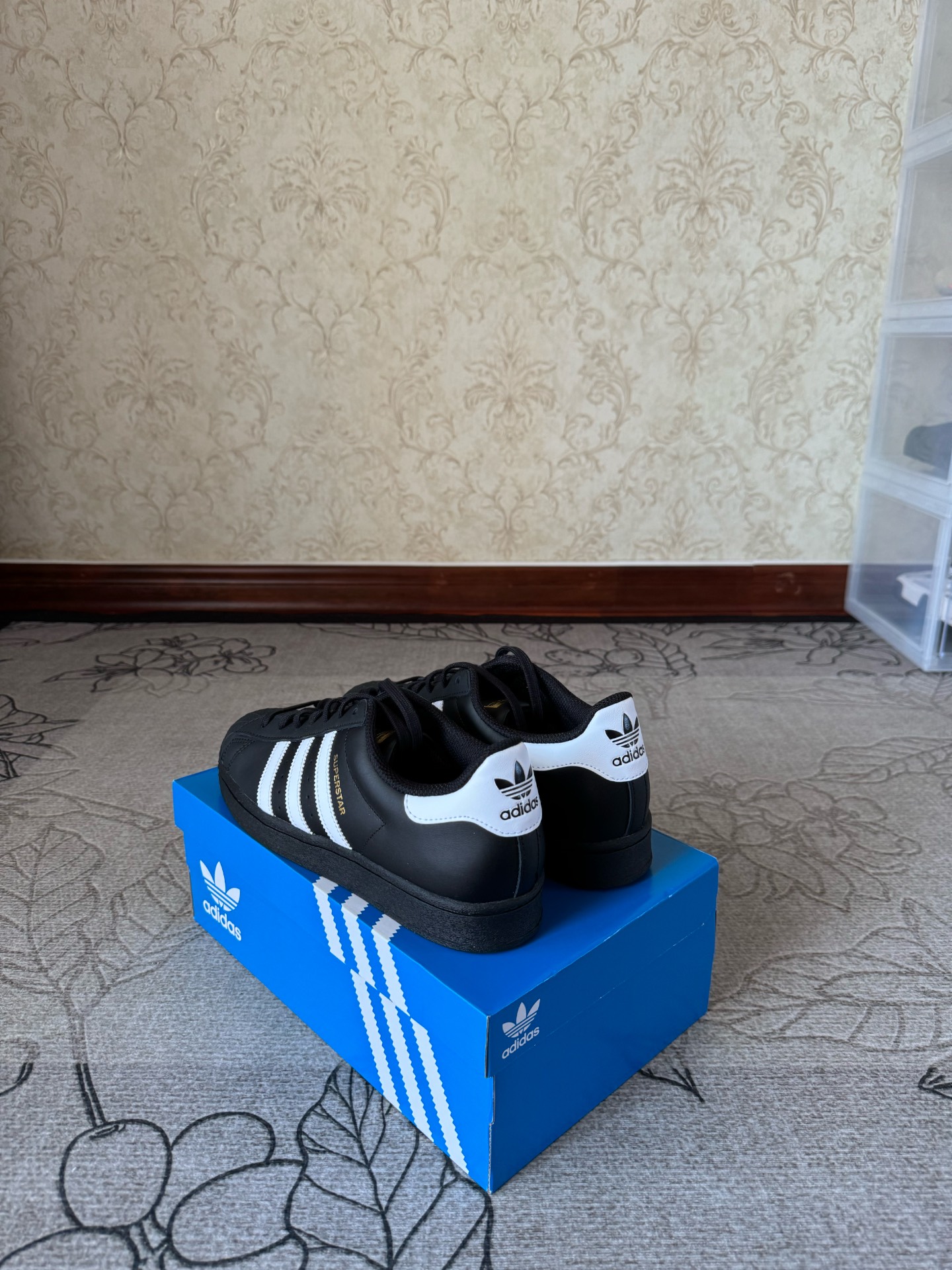 custom review-Adidas Superstar 'Black/White' Low top Sneakers