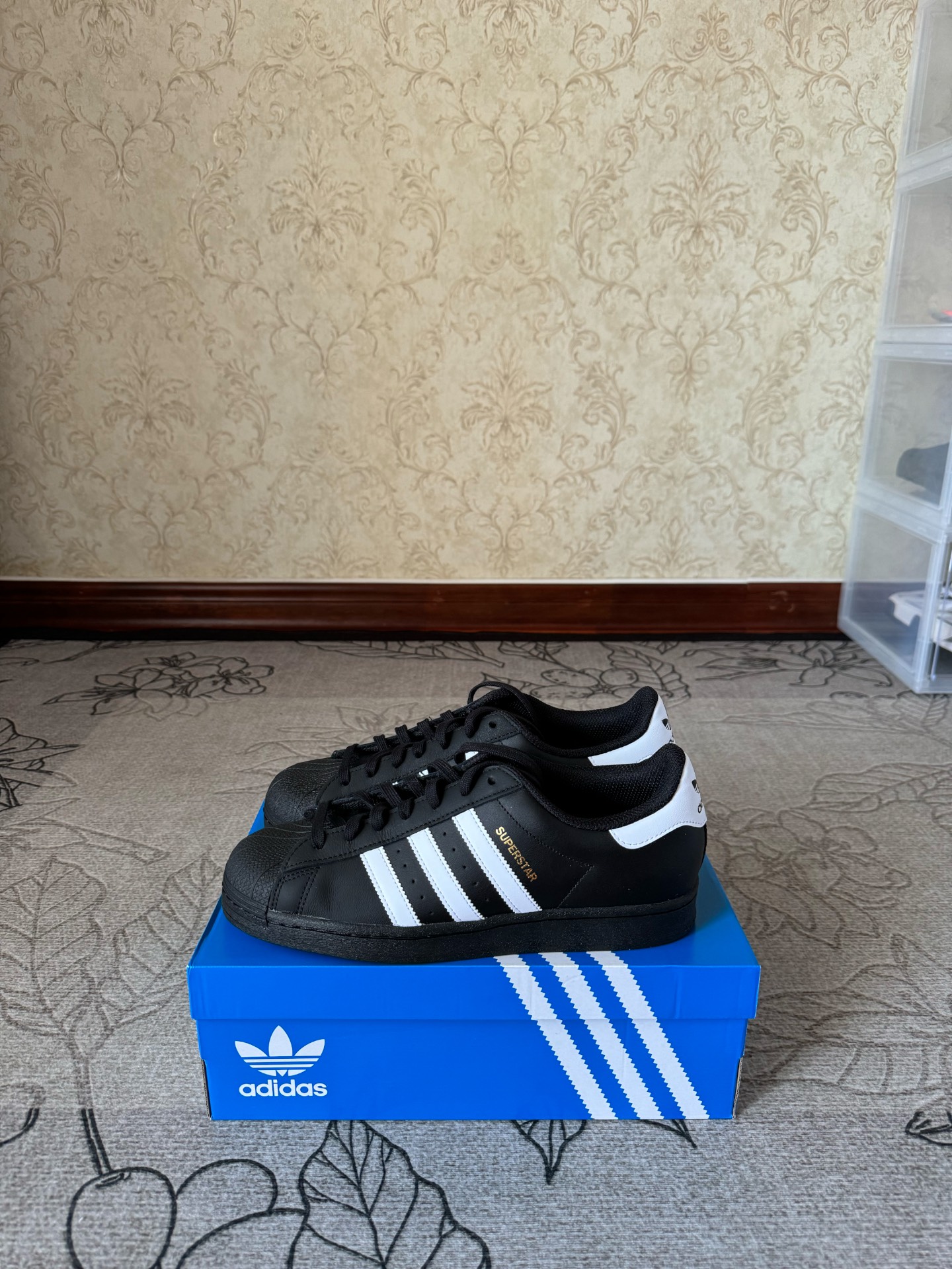 custom review-Adidas Superstar 'Black/White' Low top Sneakers