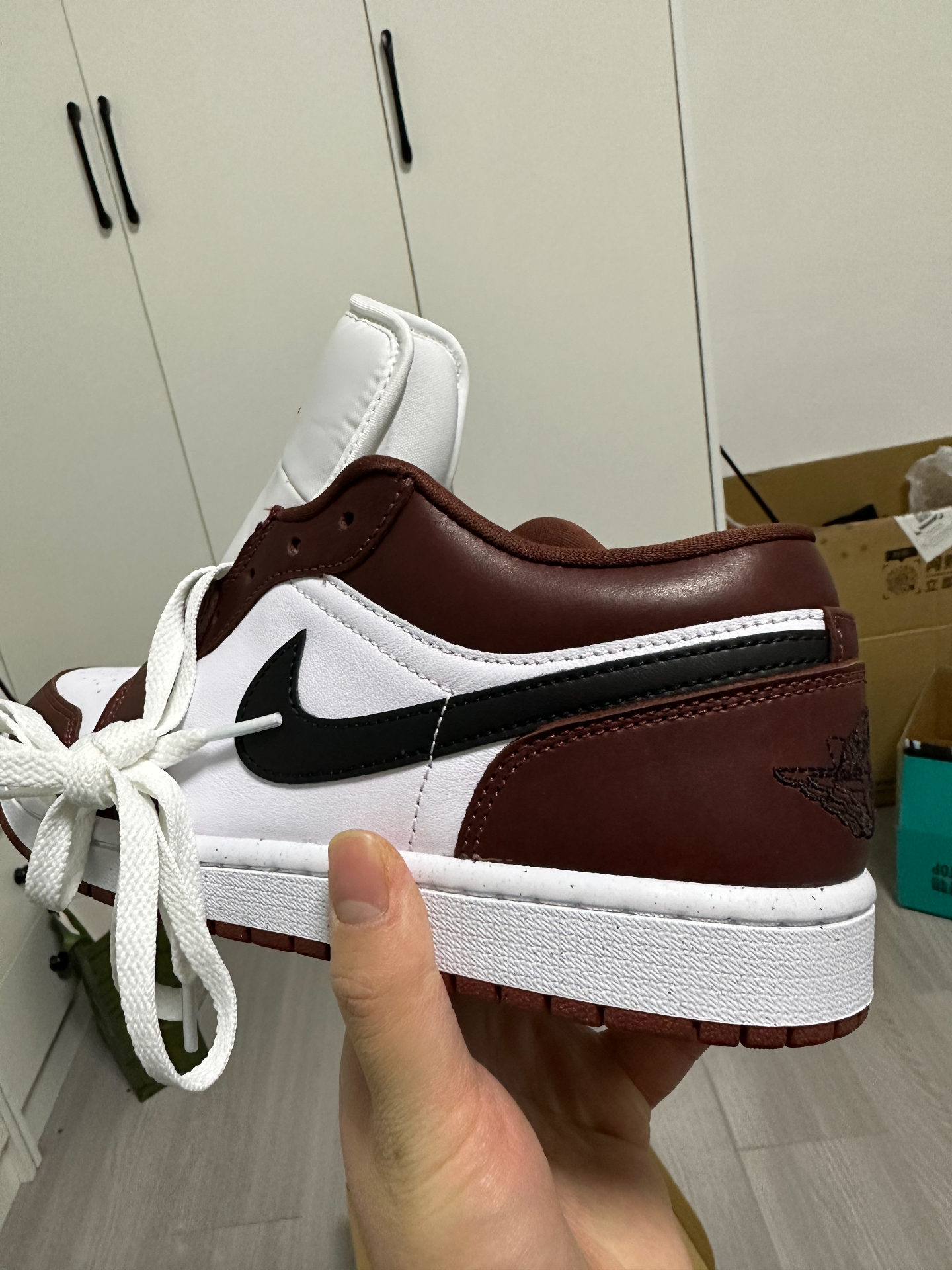 custom review-Jordan Air Jordan 1 Нижняя юбка Устойчивая к истиранию Низкий Топ Винтажные баскетбольные кроссовки Унисекс Белый Красный Черный