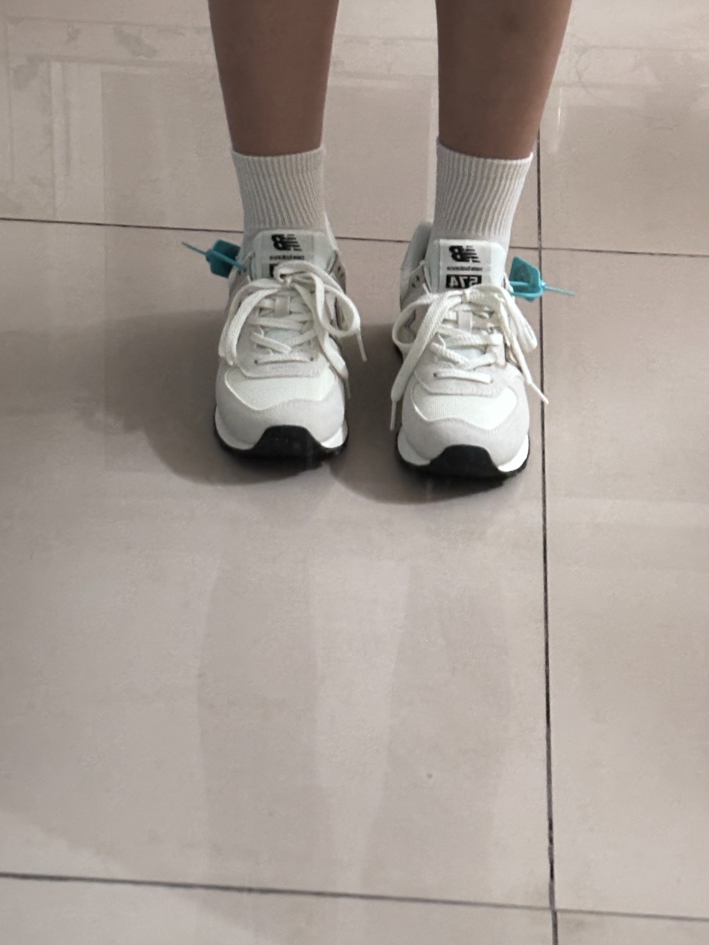 custom review-New Balance NB 574 Устойчивый к истиранию Дышащий Низкий Топ Повседневная Городская Коммутерская Беговая Обувь Унисекс Бежевый Белый Черный