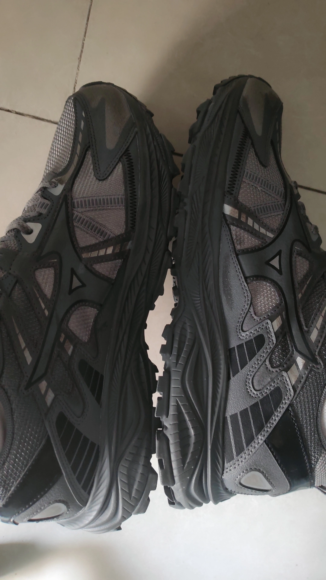 custom review-Mizuno Racer Trail Low Топ Беговые кроссовки Унисекс Серый Черный