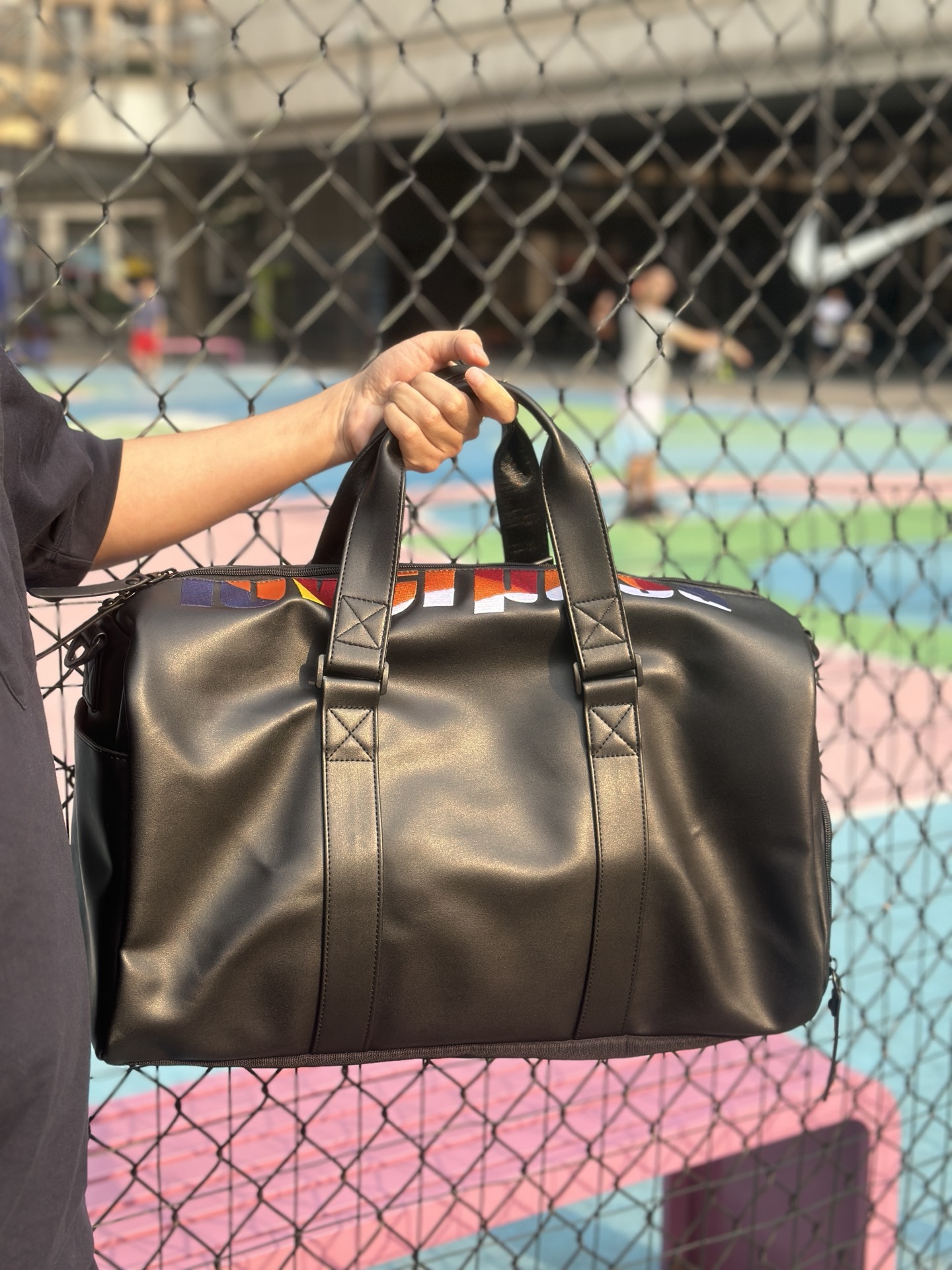 超能装的皮质提包推荐