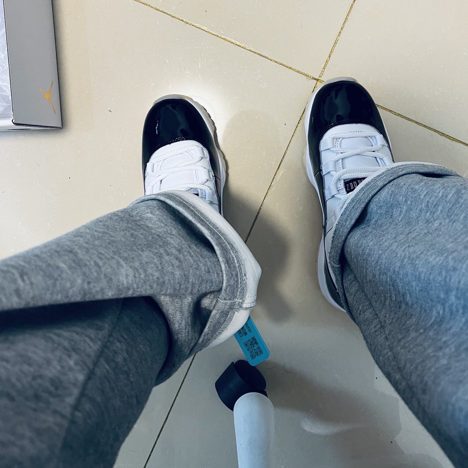 custom review-Air Jordan 11 Retro 'Defining Moment DMP 2023 Gratitude'