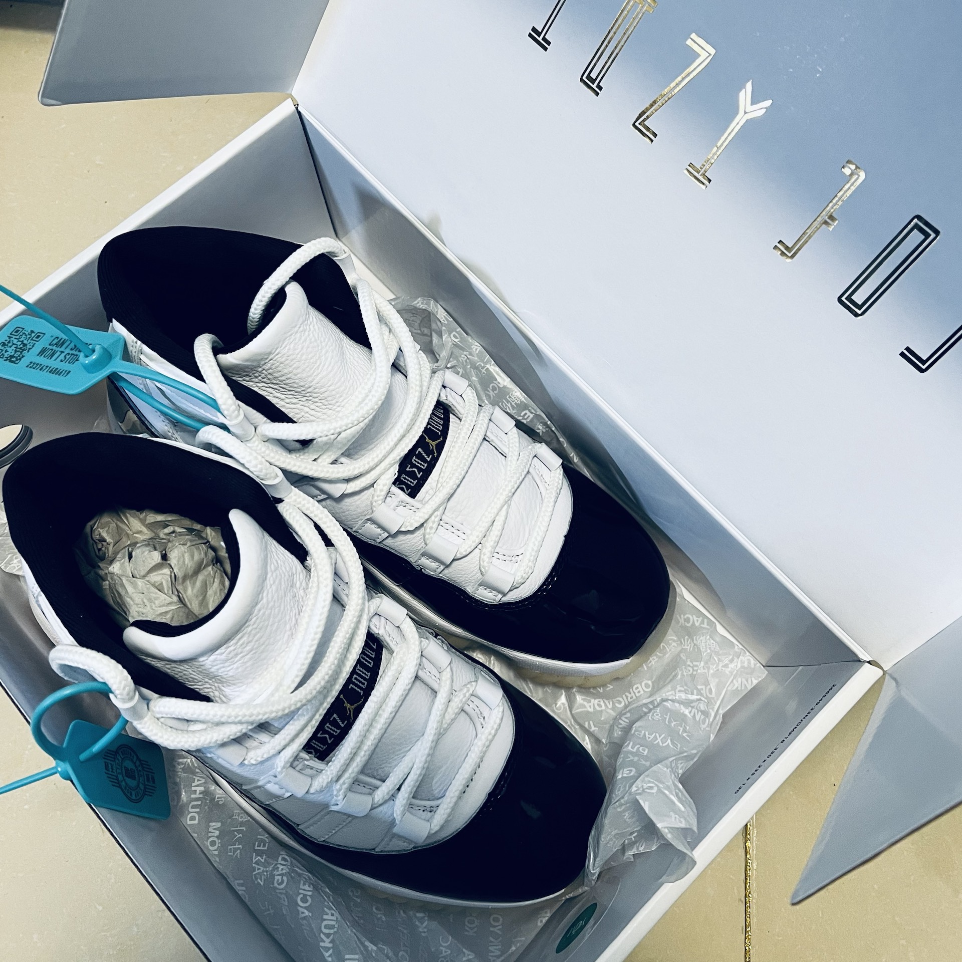 custom review-Air Jordan 11 Retro 'Defining Moment DMP 2023 Gratitude'