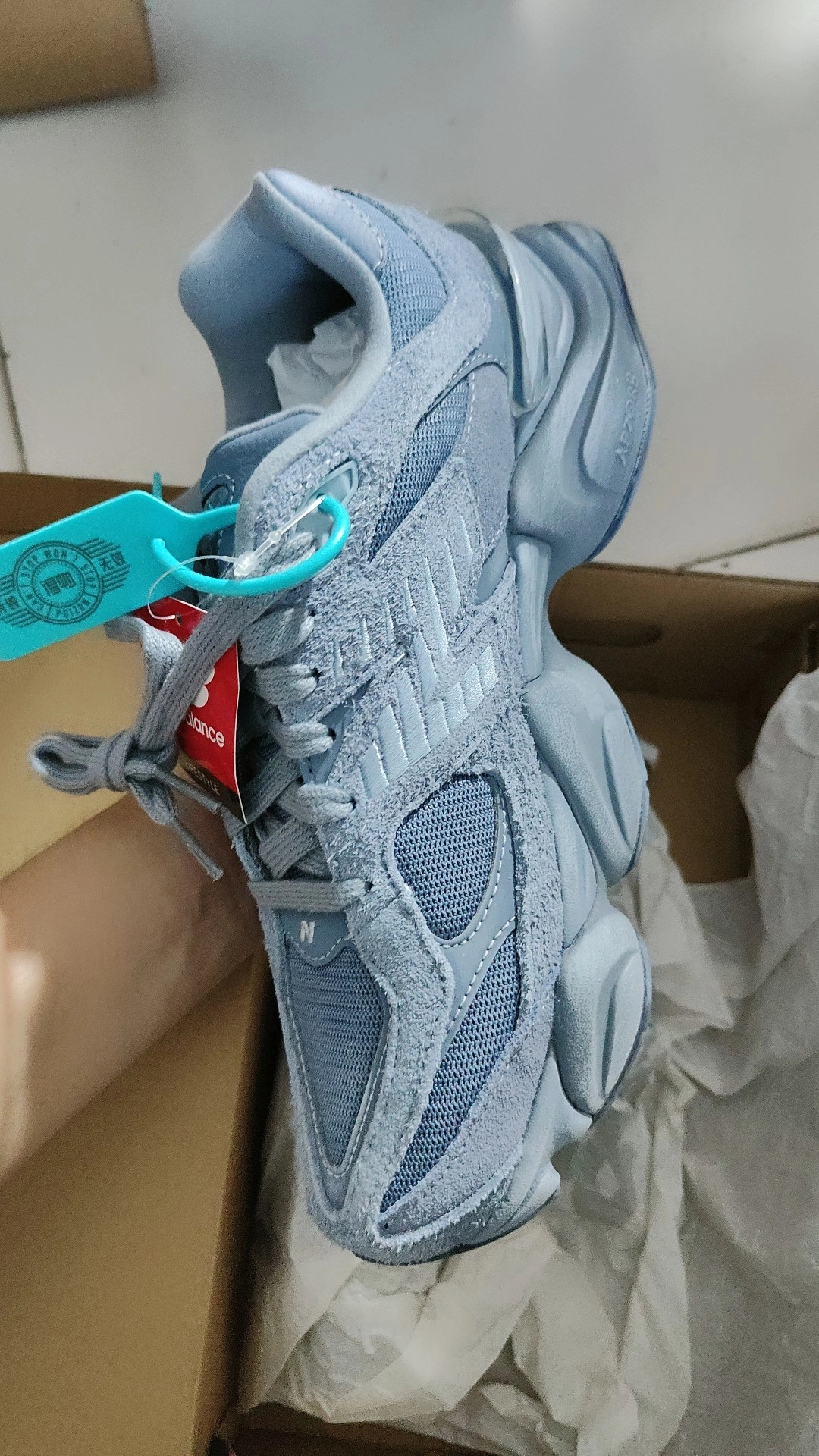 custom review-New Balance NB 9060 Амортизация Устойчивость к истиранию Дышащая поддержка Низкий верх Повседневная обувь Унисекс Серый Фиолетовый