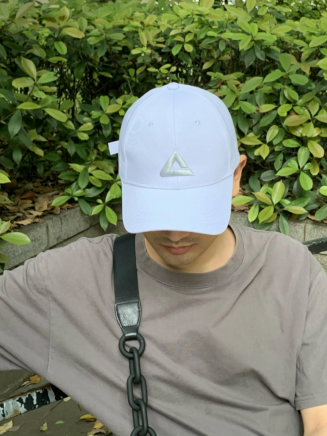 没有不适感
大小有松紧可以调节 不会卡脑瓜子
早八出门 帽子一戴 真