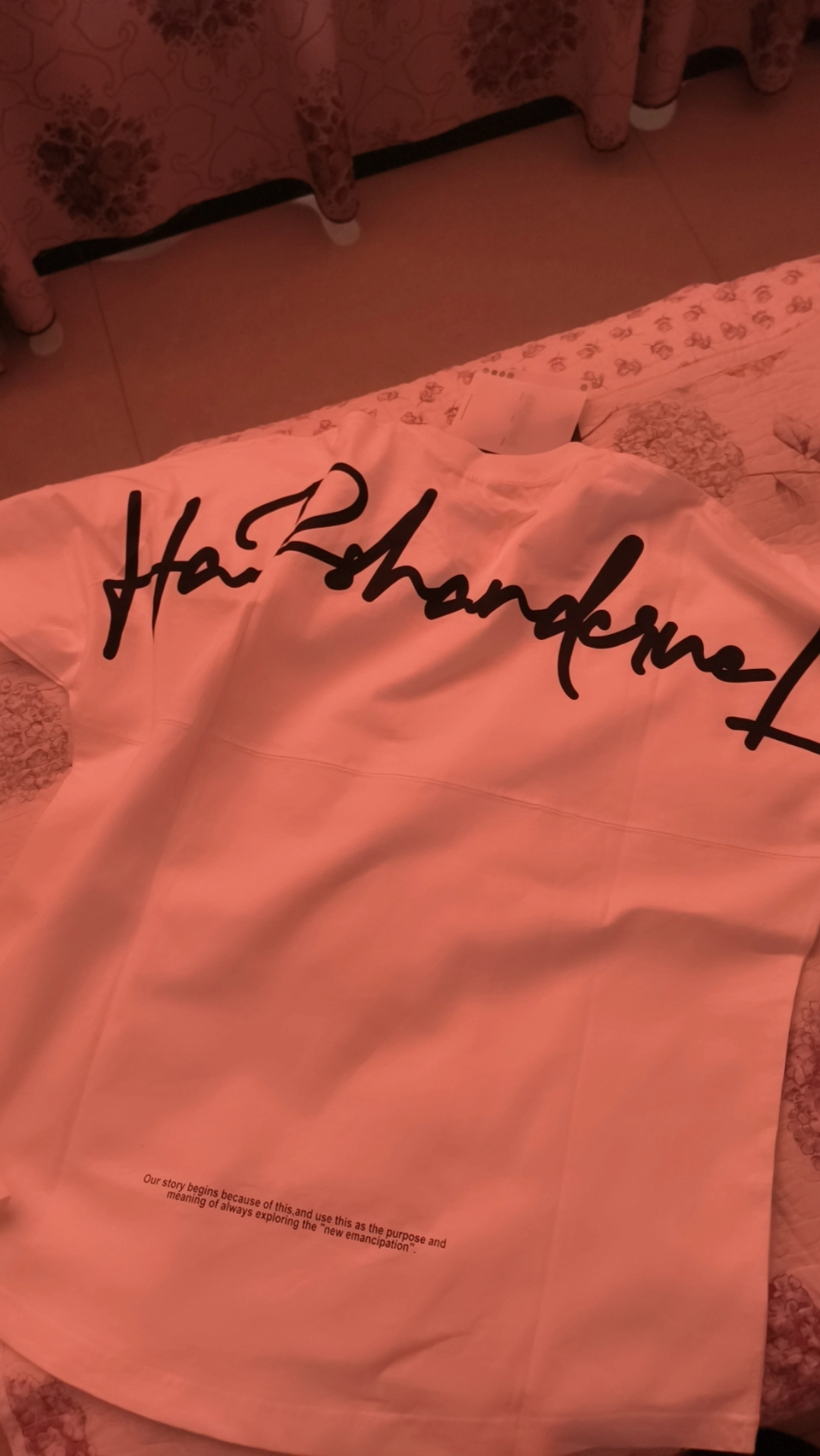 custom review-HARSH AND CRUEL Унисекс Футболка