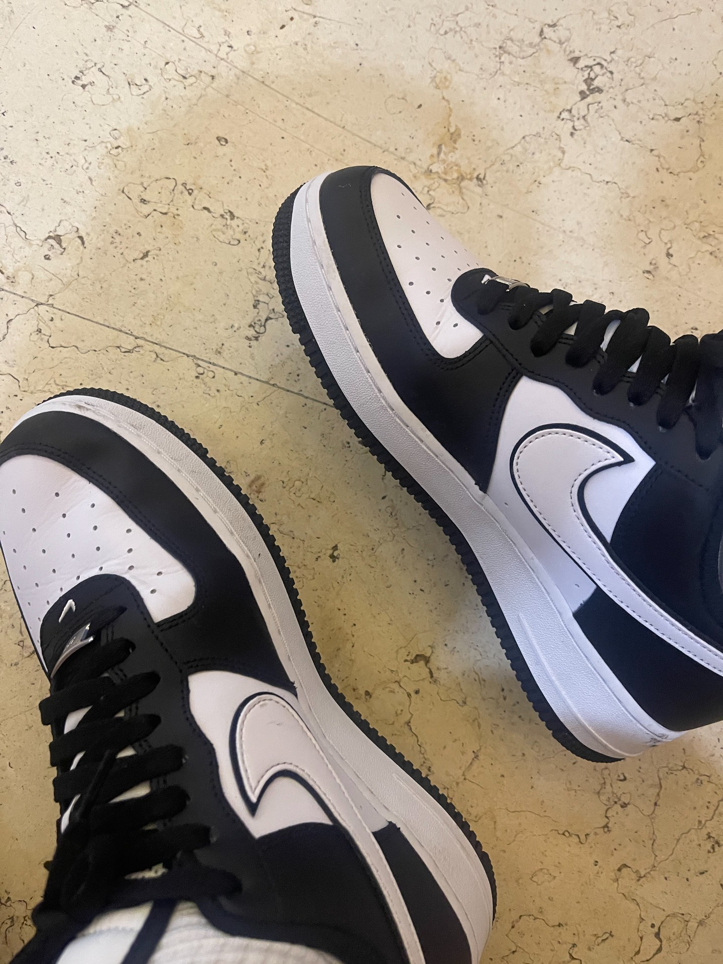 custom review-Nike Air Force 1 Low '07 White Swoosh Panda