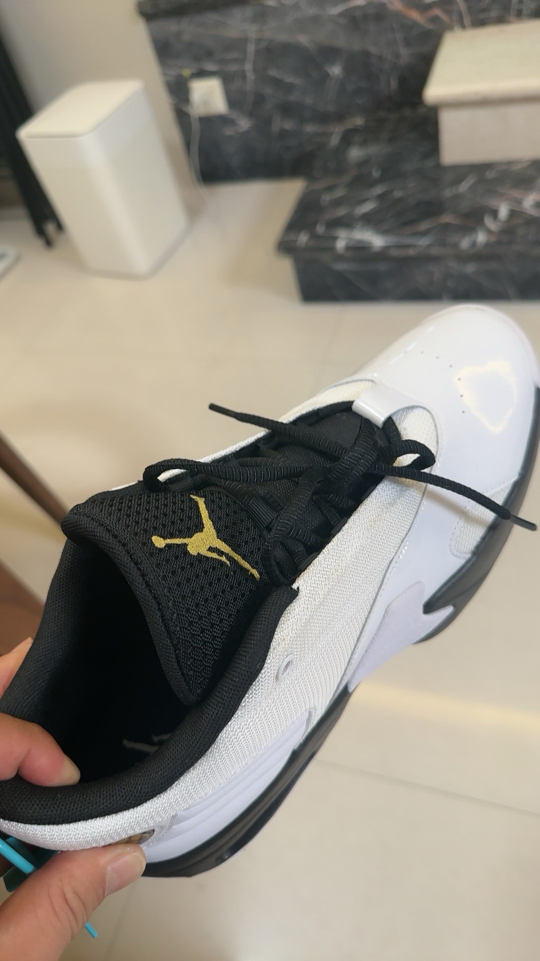 custom review-Jordan Max Aura 6 Нижняя юбка Устойчивая к истиранию Низкий Топ Кэжуал Мужской Белый