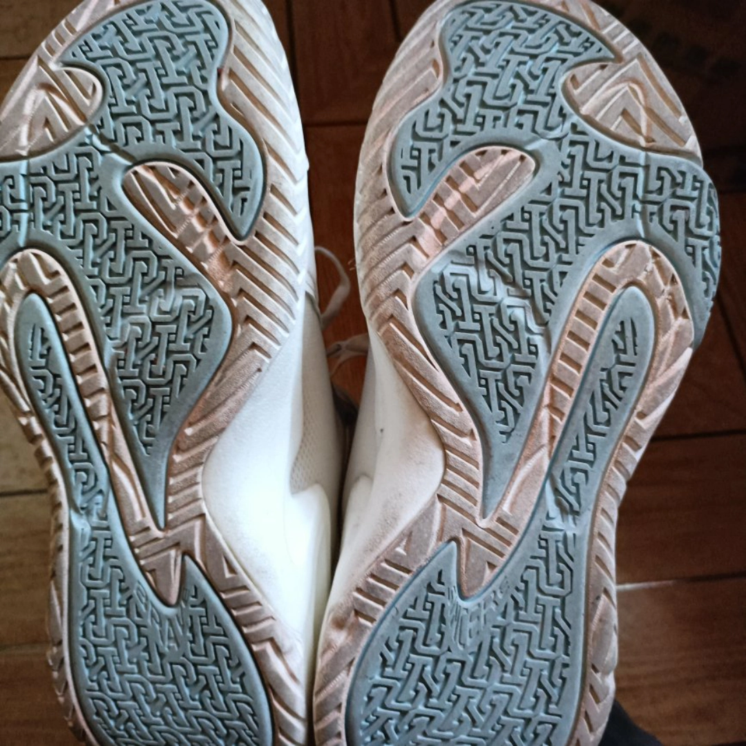 custom review-Anta Airspace 4 Anti Slip Wear Resistant Low Top Basketball Shoes Men
s White Blue Pink