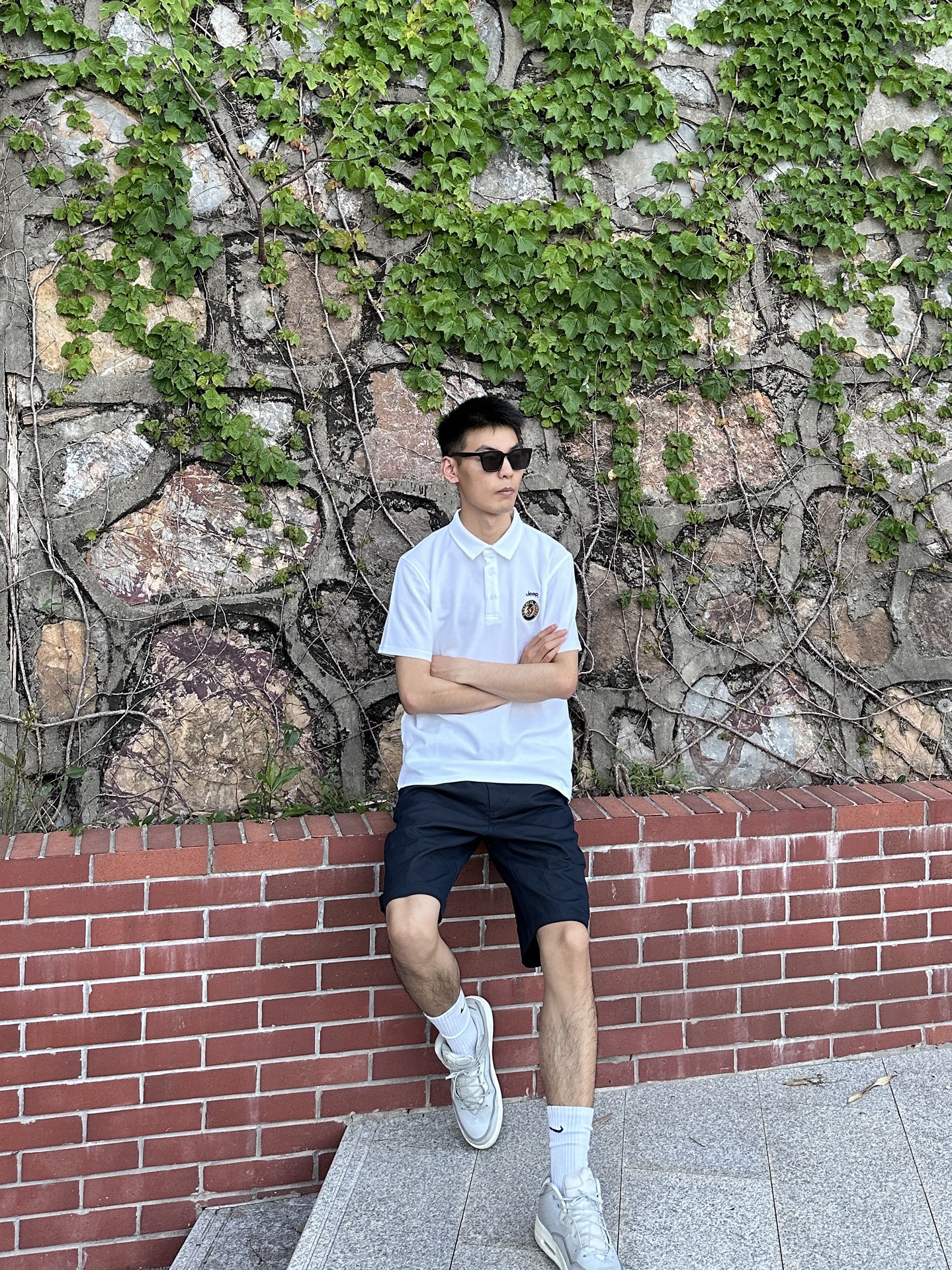 男生夏日硬汉穿搭