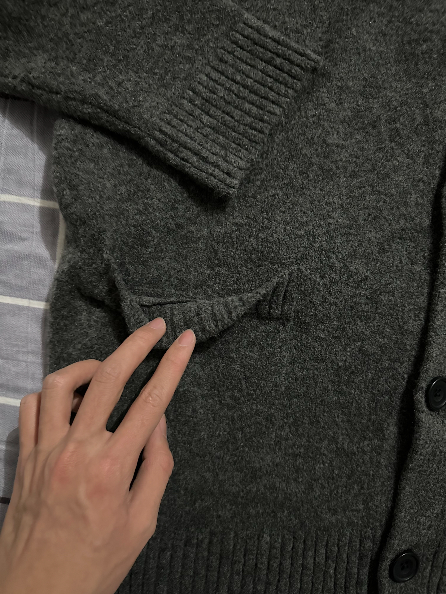 custom review-UNIQLO Свитер Унисекс Свинцово-серый