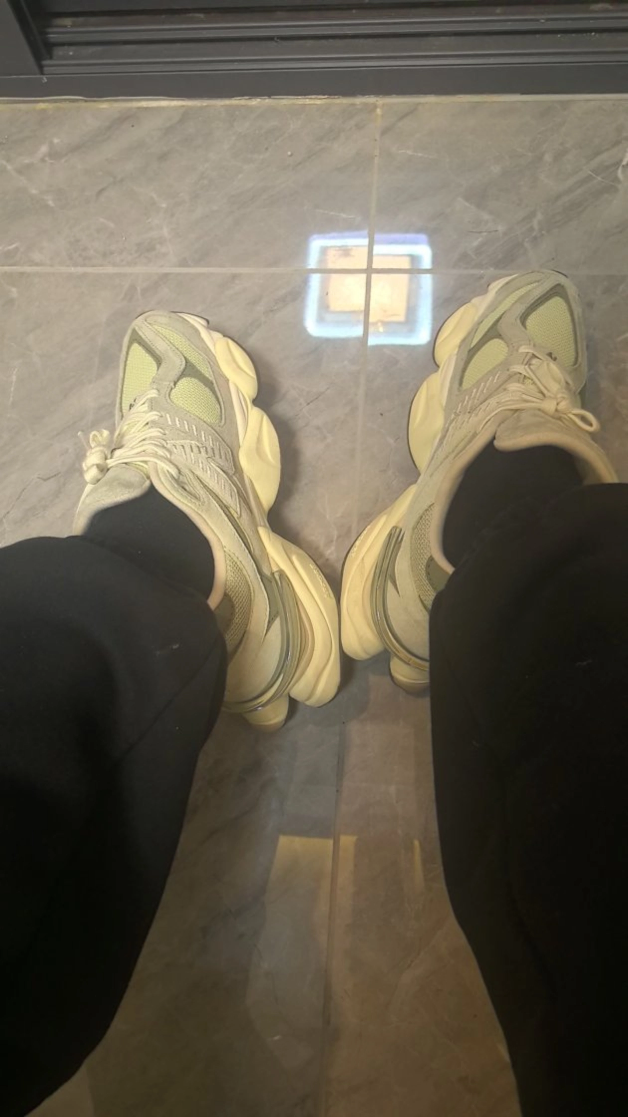 custom review-New Balance NB 9060 Low Топ Толстая подошва Кроссовки Унисекс