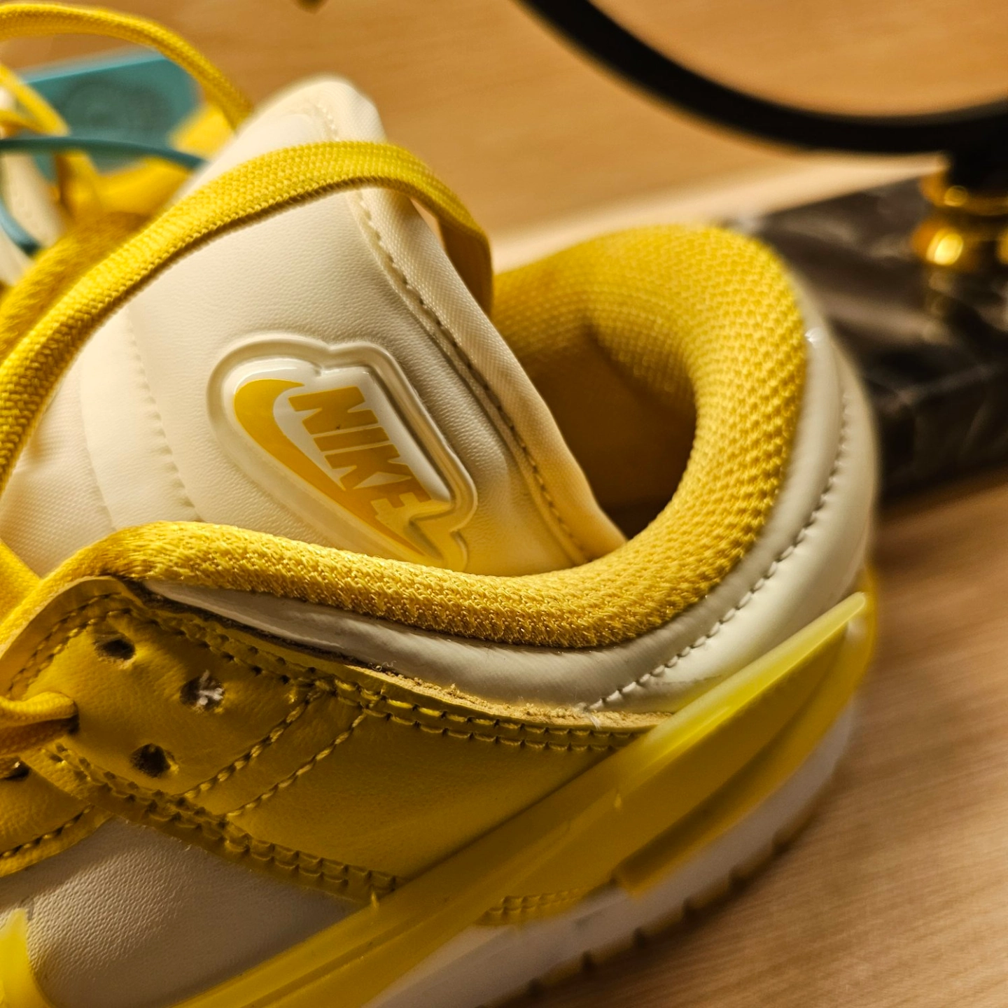 custom review-Nike Dunk Twist 'Vivid Сера' Низкие Кроссовки для скейтбординга Женские Белые Желтые