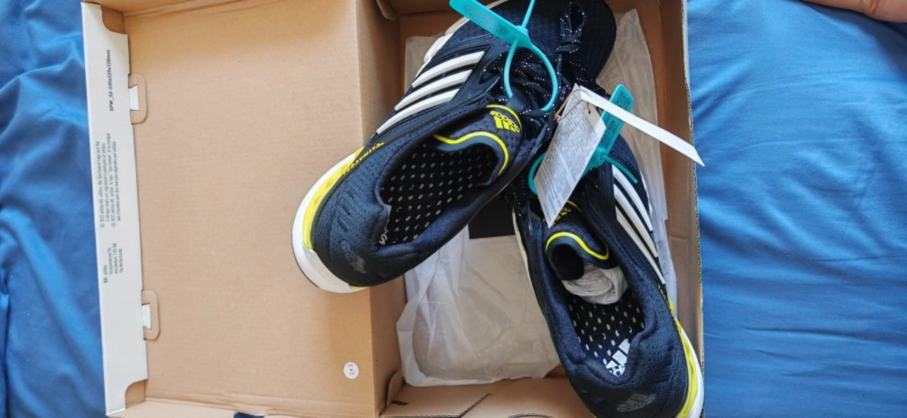 custom review-Adidas CC Revolution Амортизация Устойчивый к истиранию Дышащий Низкий Топ Беговые кроссовки Мужские Черный Белый