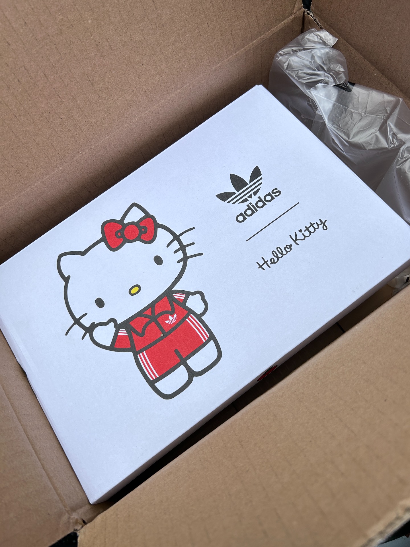 custom review-Adidas Originals x Hello Kitty SAMBAE Low Топ Кроссовки для скейтбординга Женские Белые Черные Розовые