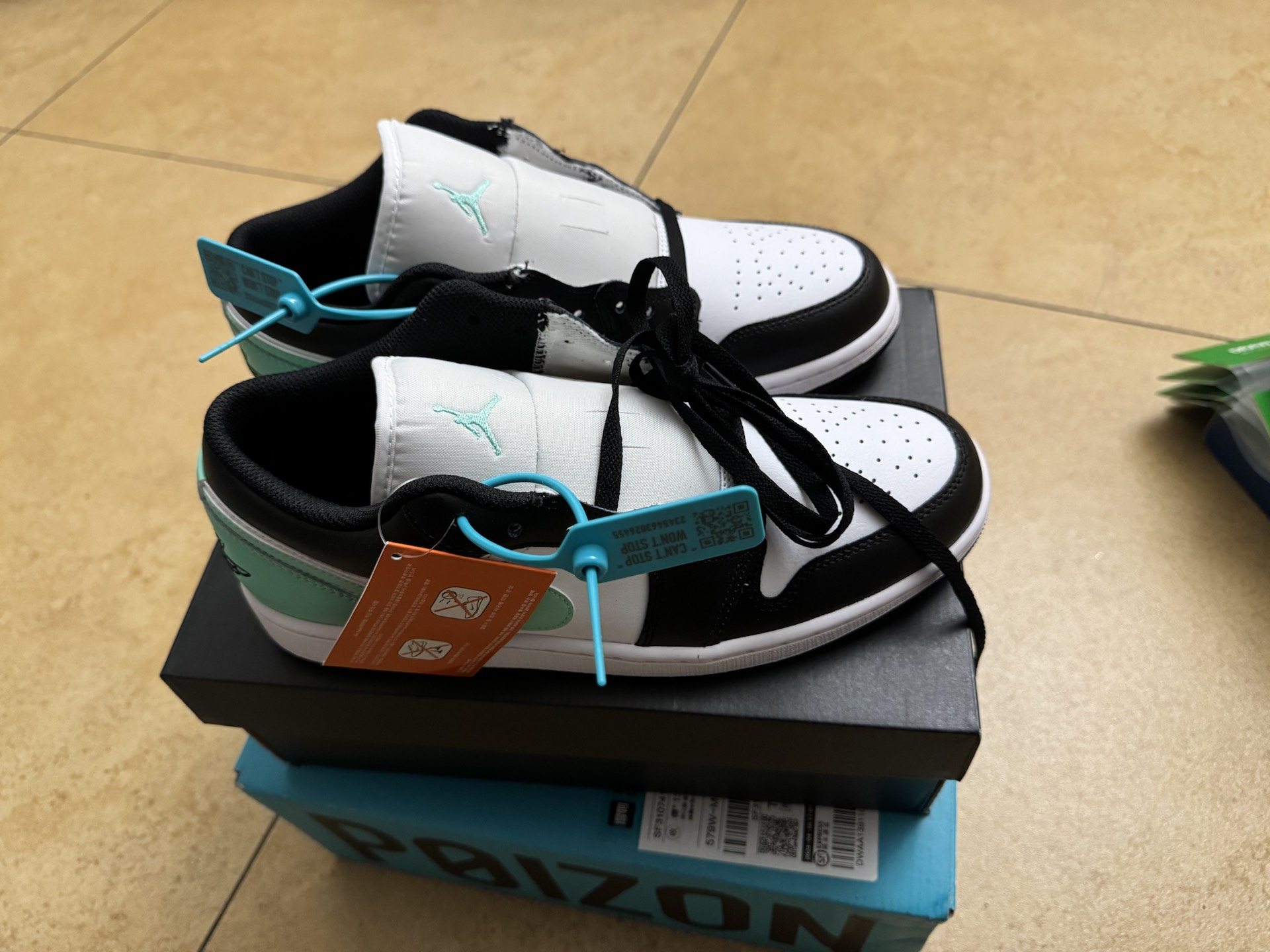 custom review-Jordan Air Jordan 1 LOW Устойчивый к истиранию Низкий Топ Винтажные баскетбольные кроссовки Мужской Белый Зеленый