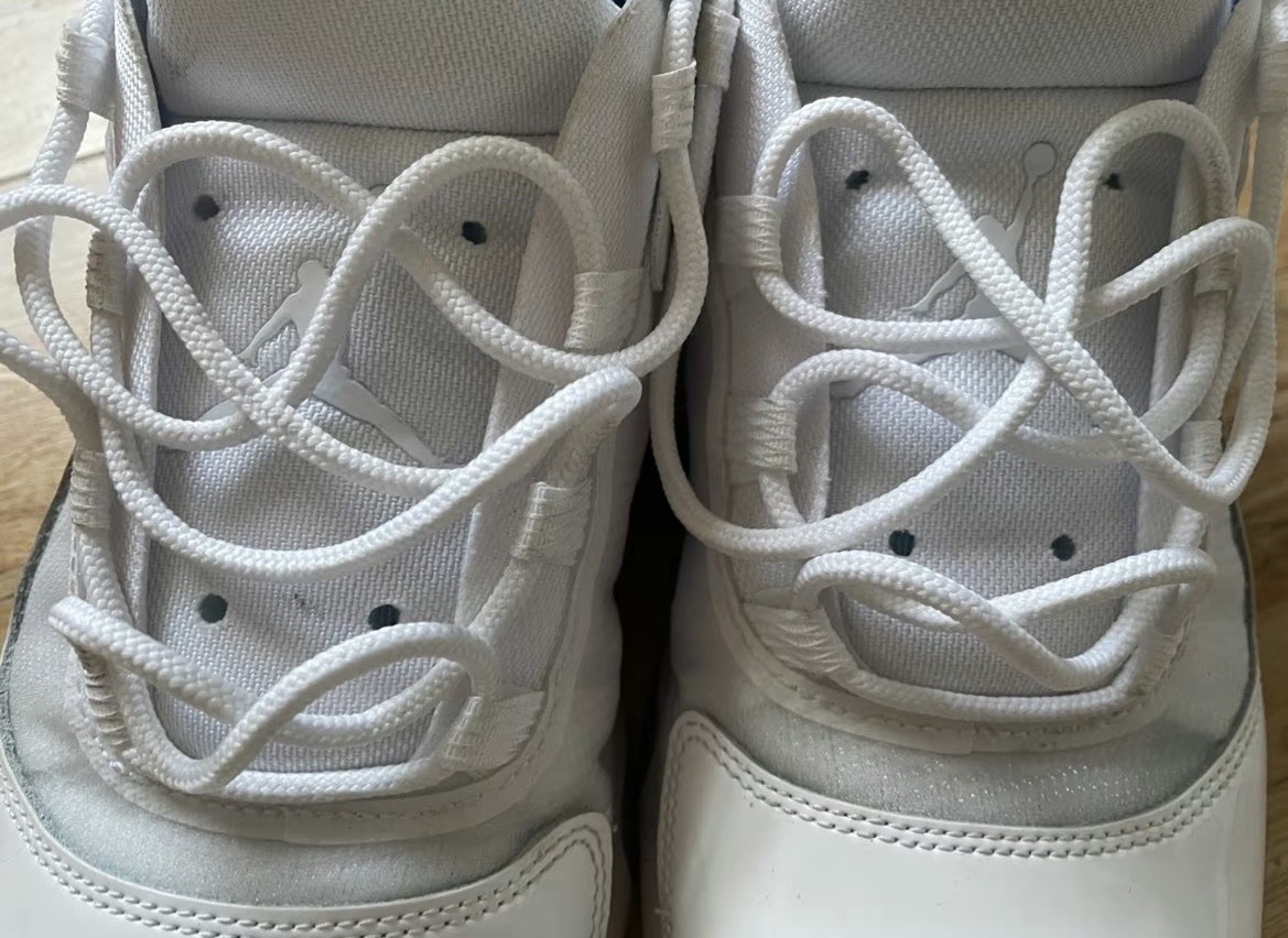custom review-JORDAN 11 Cmft Low Legend Blue
