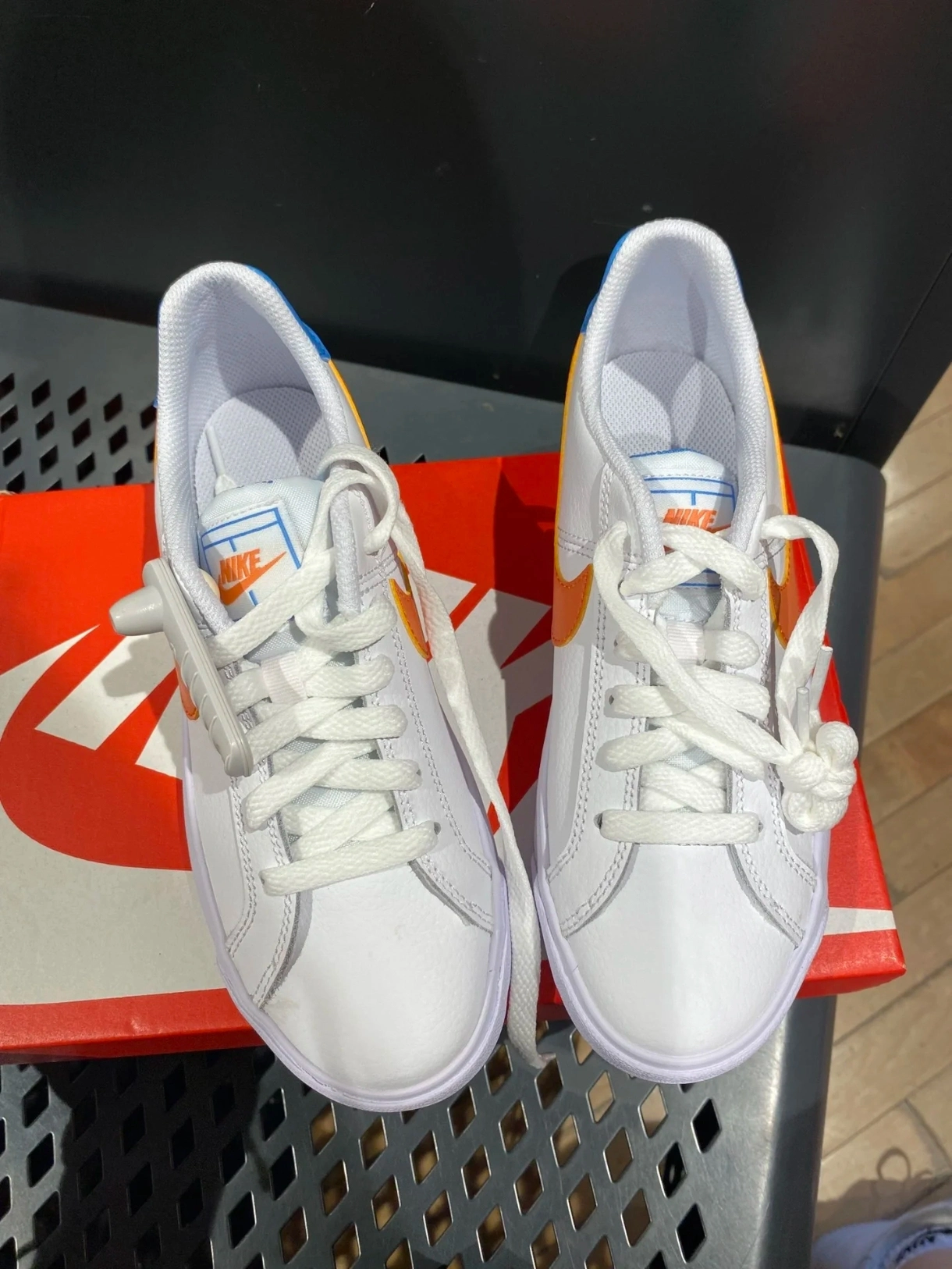 custom review-Nike Court Royale Повседневные Низкие Кроссовки для Скейтбординга Женские Белые Оранжевые