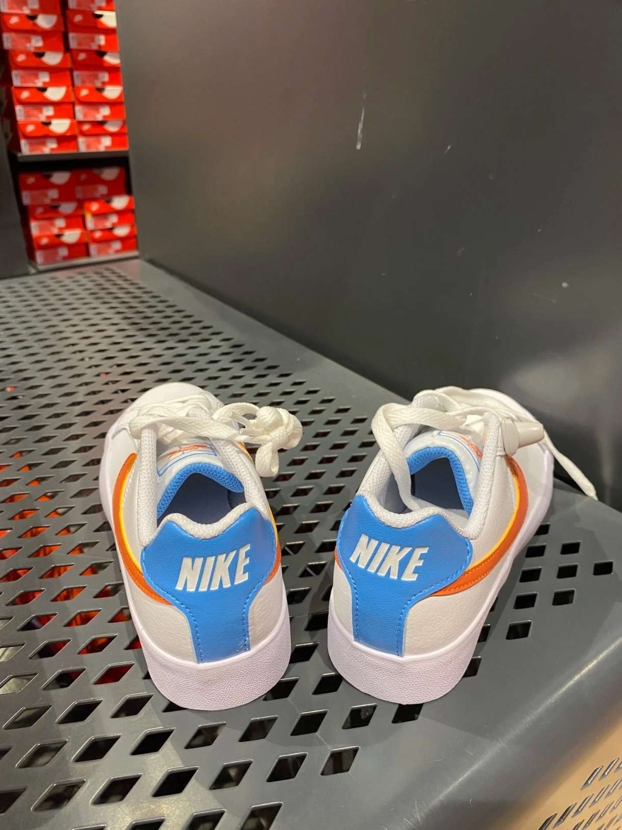 custom review-Nike Court Royale Повседневные Низкие Кроссовки для Скейтбординга Женские Белые Оранжевые