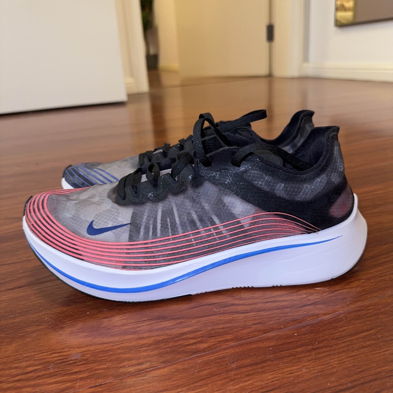 5码 nike zoom fly shanghai 上海限定
全新
#95分好物分享 #耐克zoom