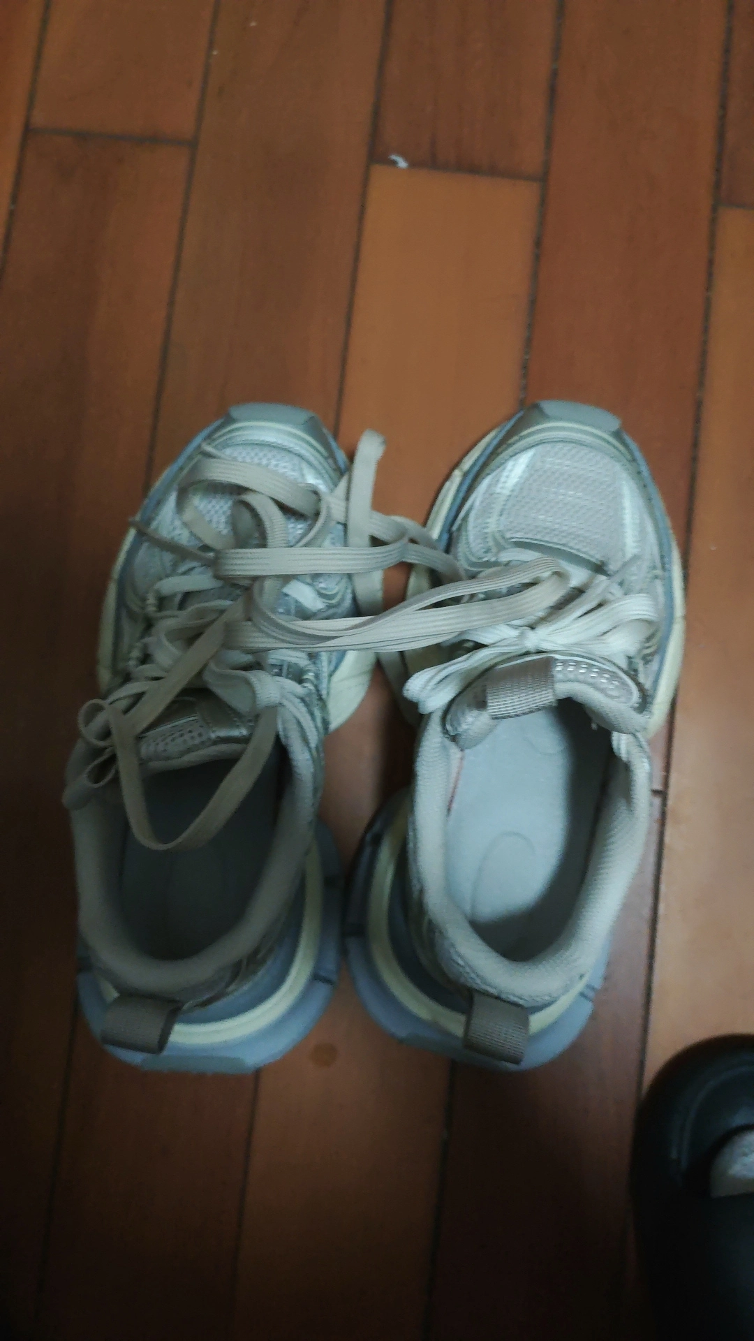 custom review-DoraemonA Низкий топ толстая подошва кроссовки унисекс