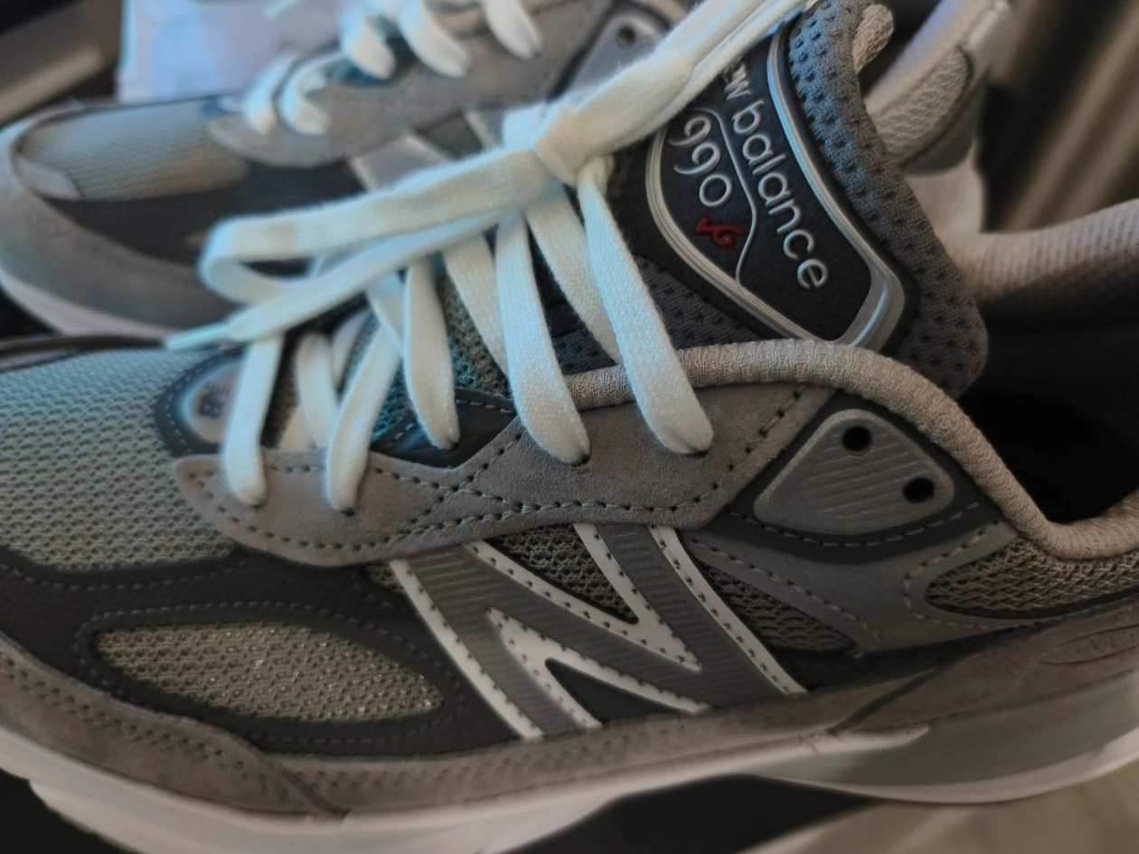 custom review-New Balance NB 990 V6 Амортизация и Дышащий Низкий Топ Повседневные Городские Кроссовки для Коммутирования и Беговые Кроссовки Мужские Серые