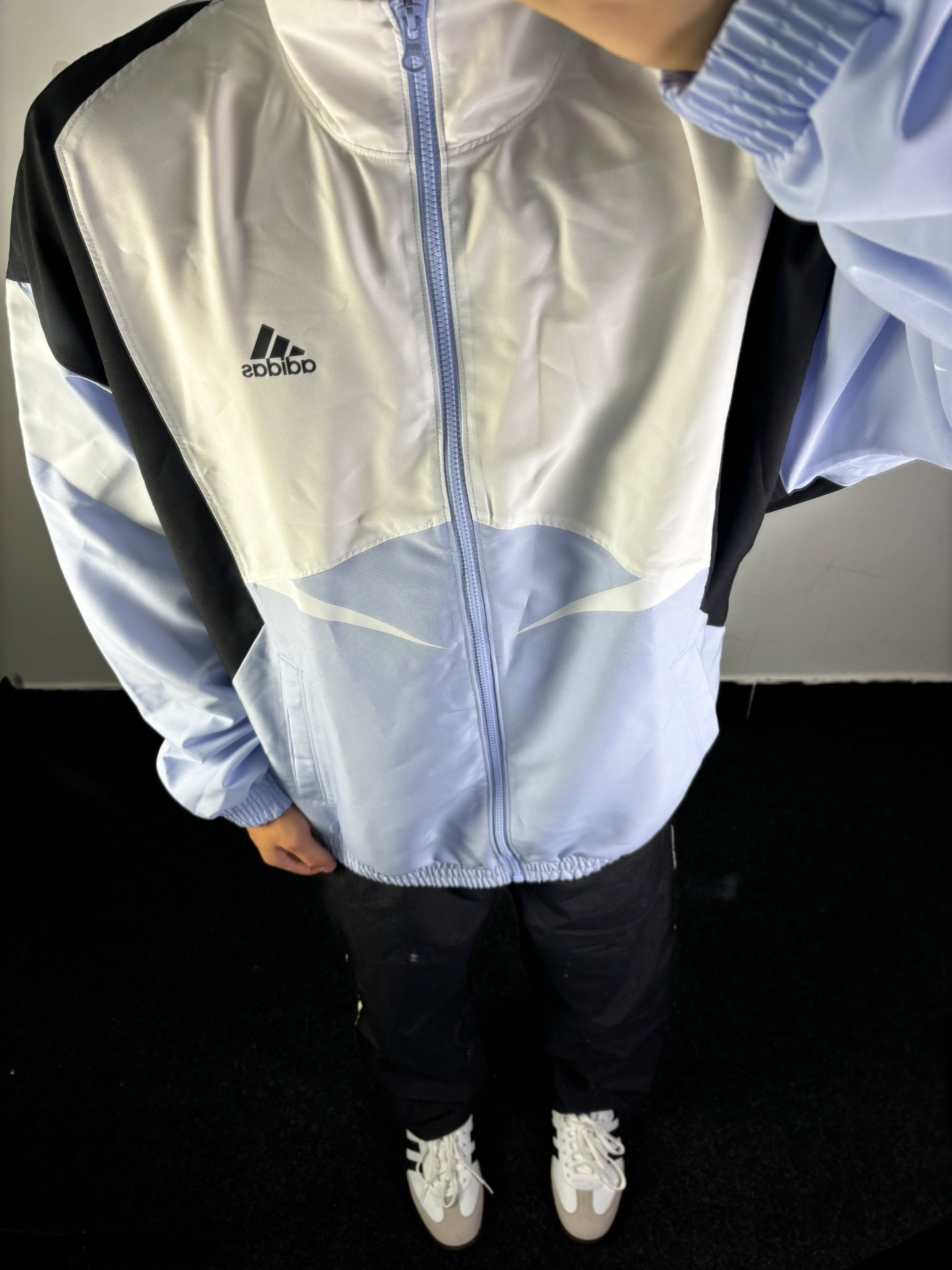 什么71阿迪达斯出校服了717515