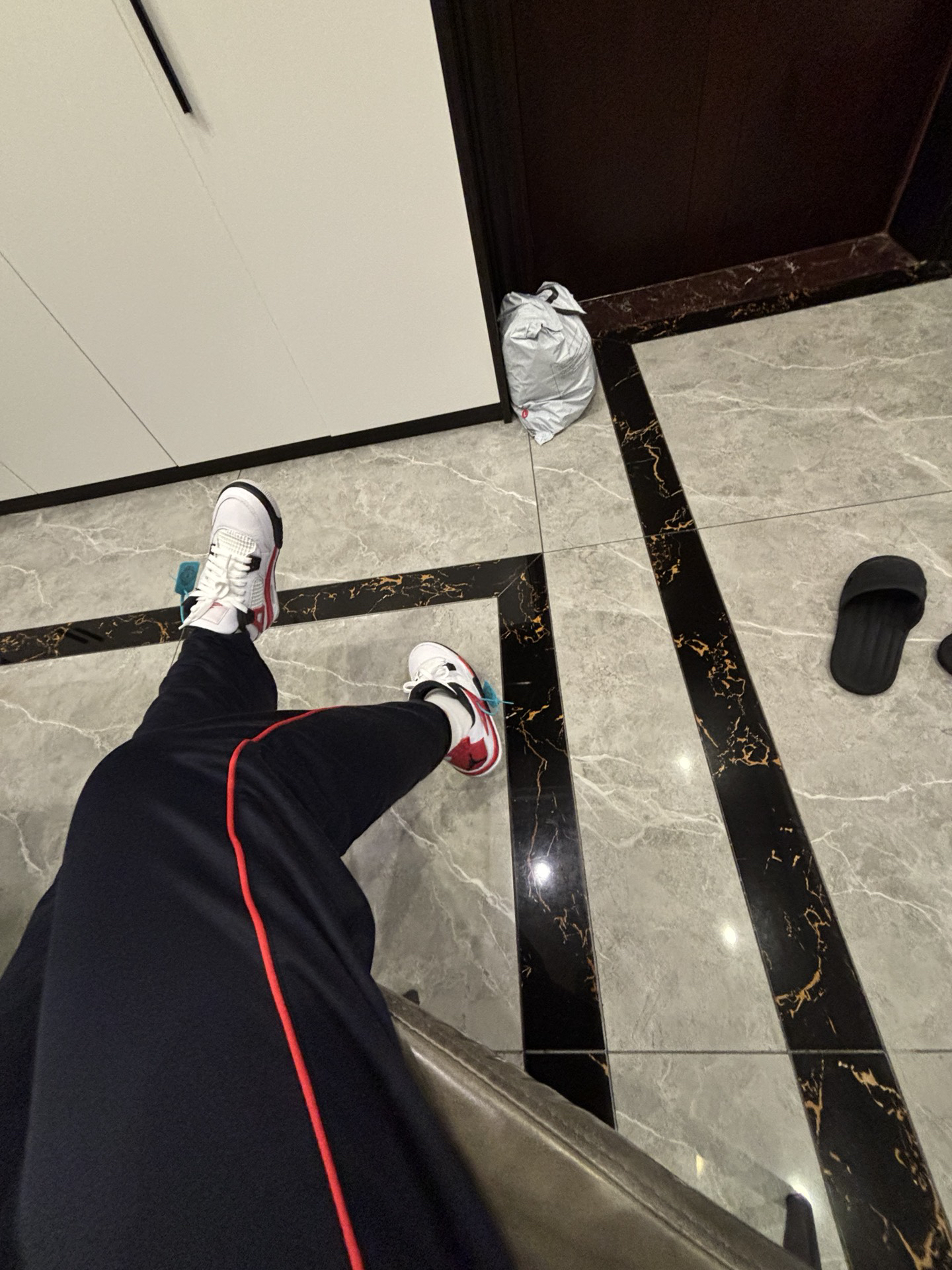 custom review-Jordan 4 Retro Red Cement GS