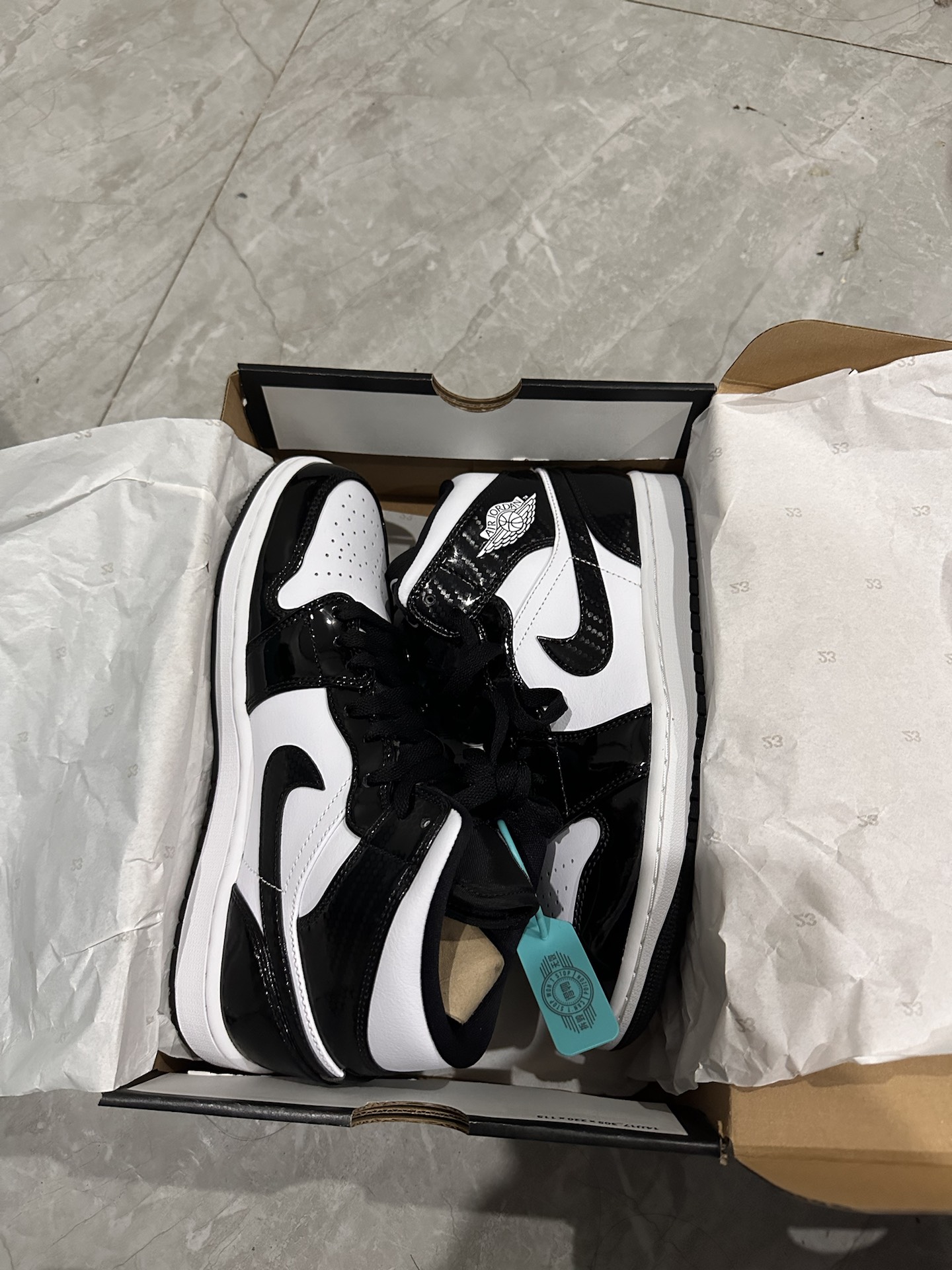 custom review-Jordan Air Jordan 1 MID SE Asw 'Черный и Белый' MID Топ Винтажные баскетбольные кроссовки Мужской Черный Белый