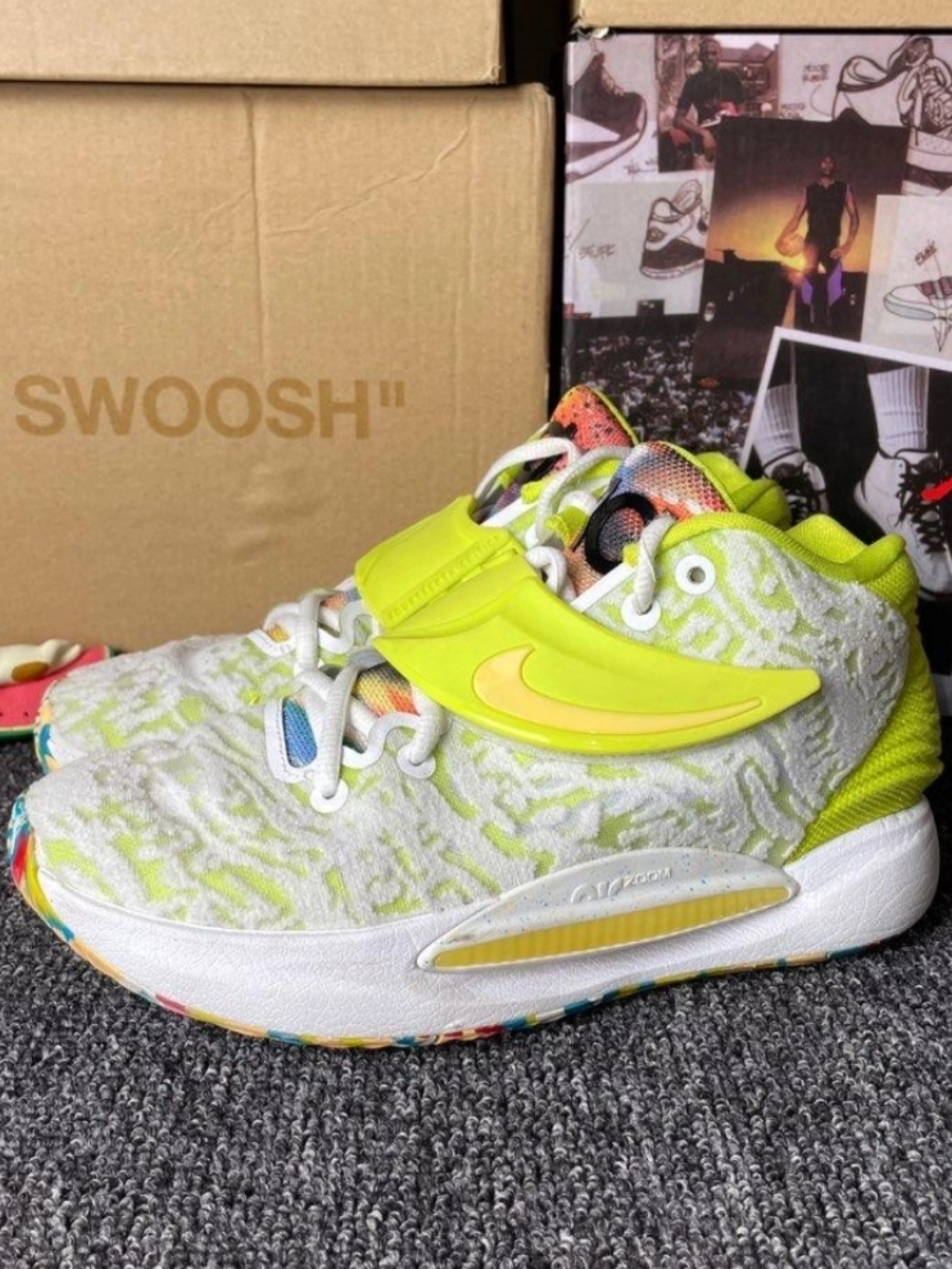 浅色的配色上脚颜值很高 #全款拿下这双鞋  #新年买新鞋  nike kd 14