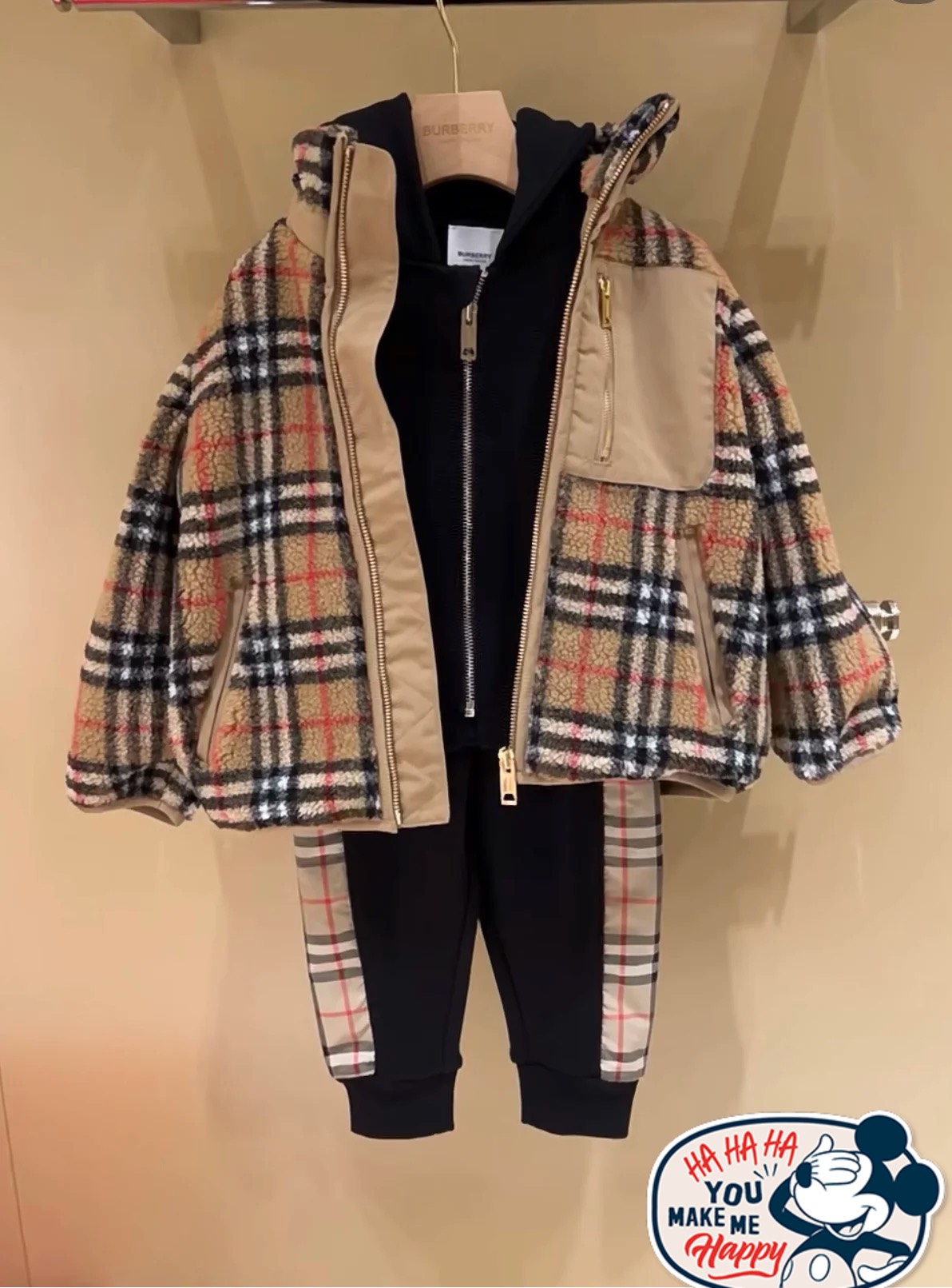 burberry 泰迪熊外套,软软糯糯保暖又舒适!