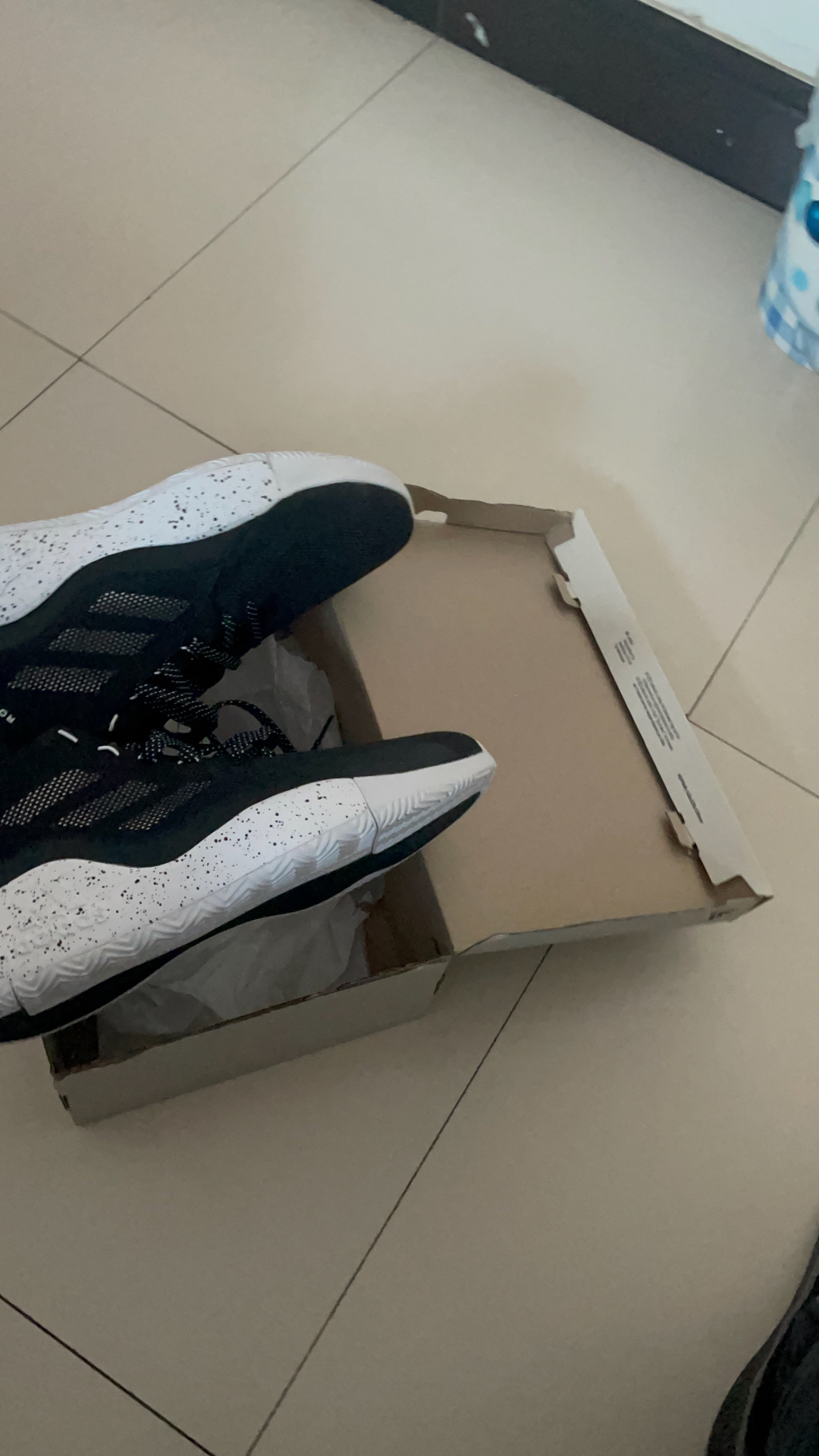 custom review-Adidas D Rose 773 Slip-Resistant Wa Дышащий MID Баскетбольные кроссовки Мужской Черный