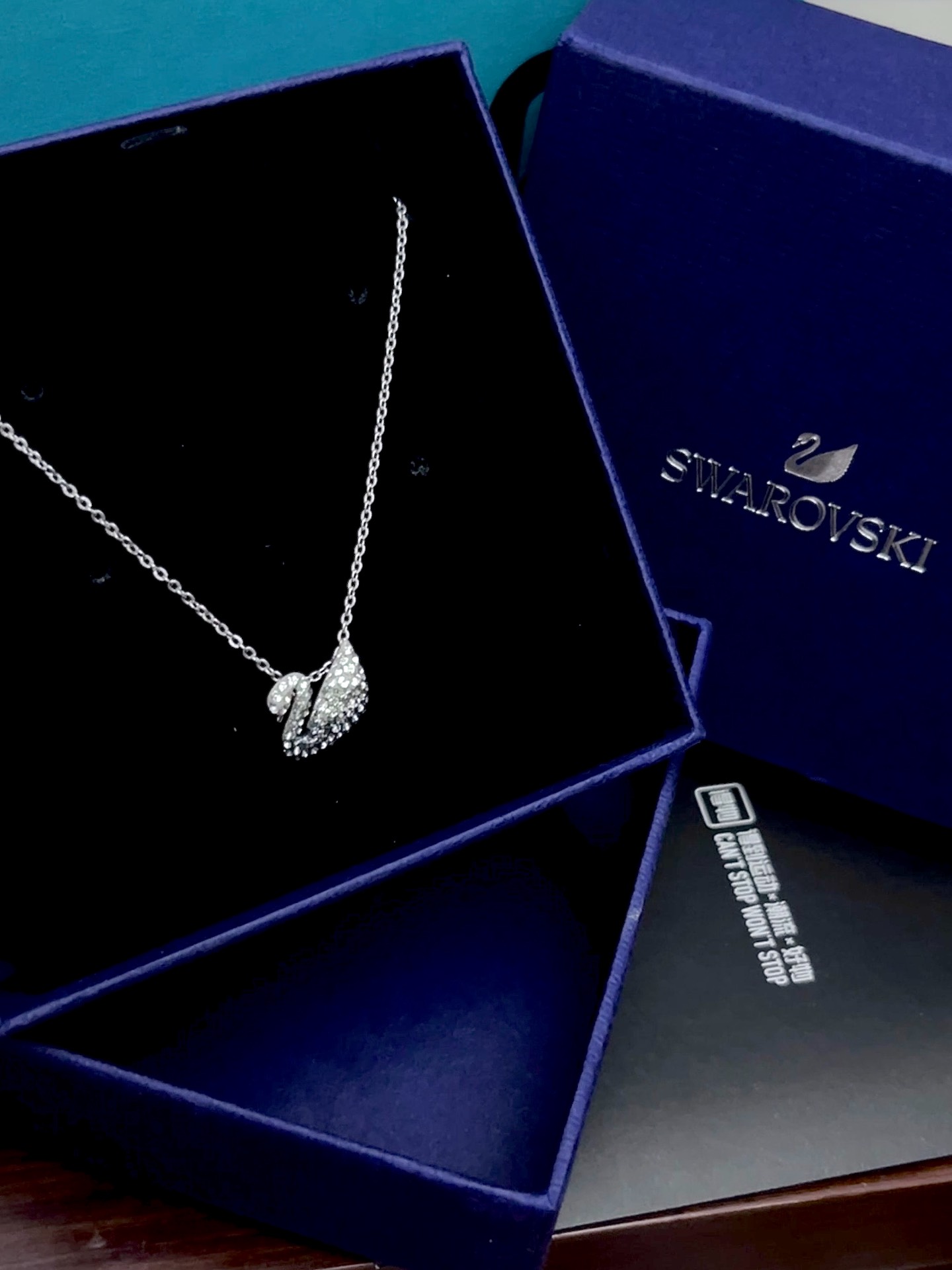custom review-Swarovski Swan Necklace Женское