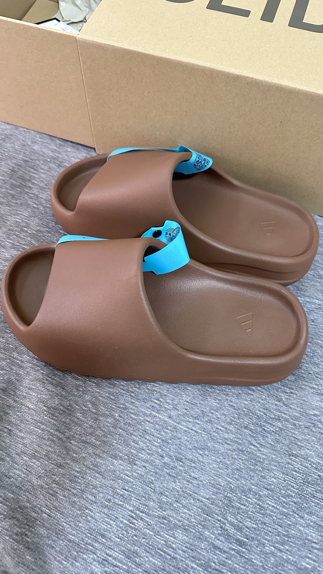 custom review-Adidas Originals Yeezy Slide EVA Низкий Слип Устойчивый к истиранию Унисекс Слип Лен Коричневый