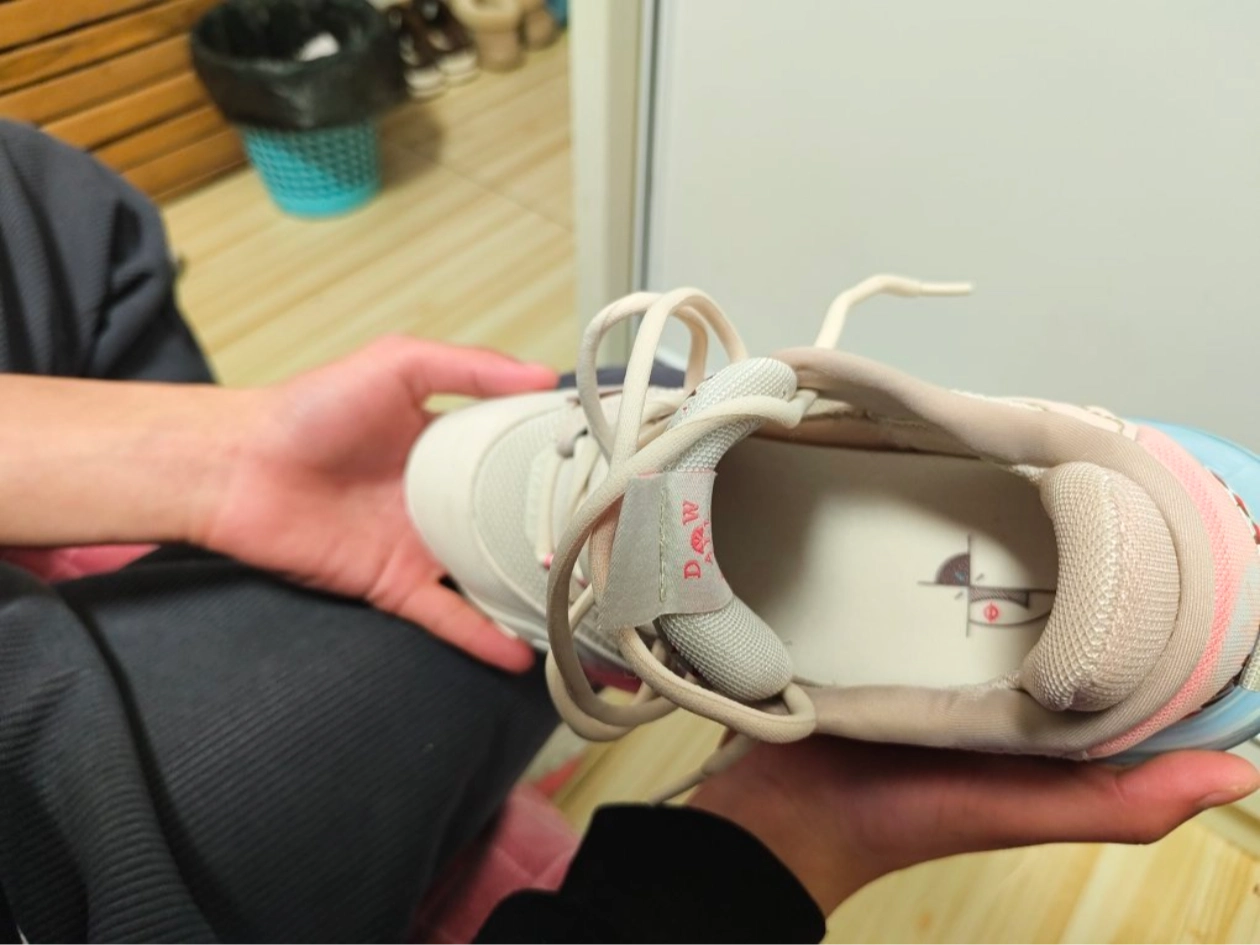custom review-LiNing All City 12 Slip Resistant Low Top BOOM Technology Basketball Shoes Men's Beige